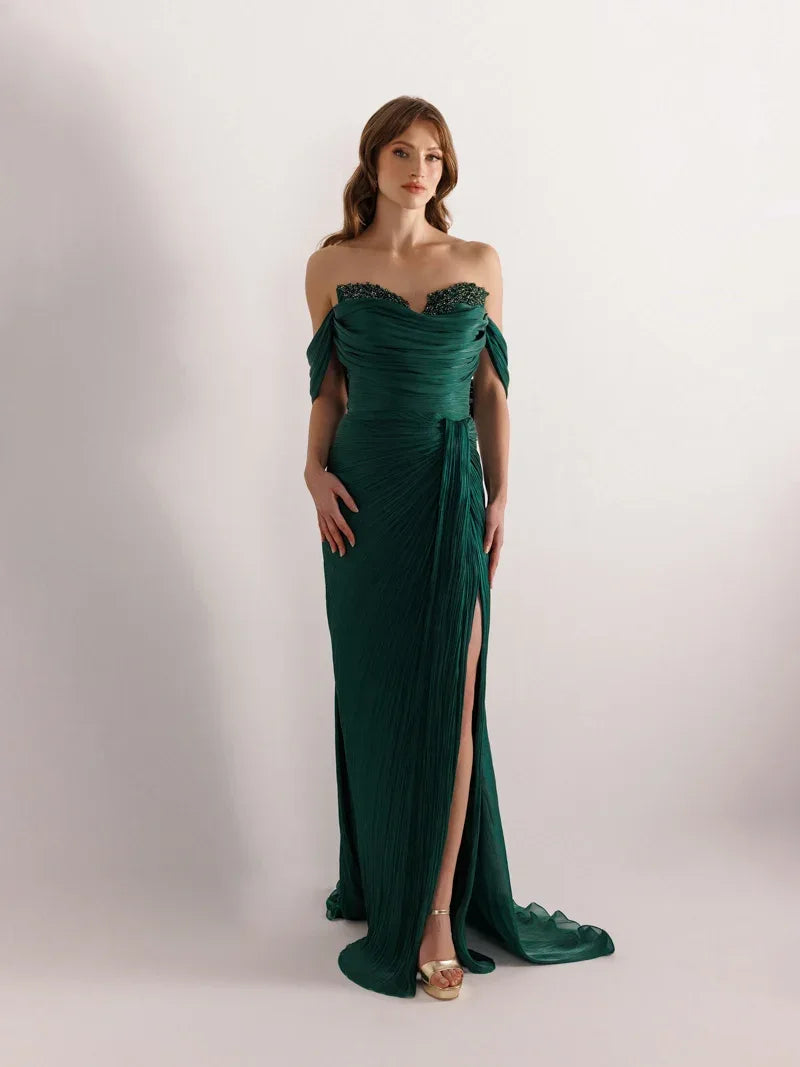 25153-Göğüsü İşlemeli Straplez Pliseli Abiye Elbise - Kenzel