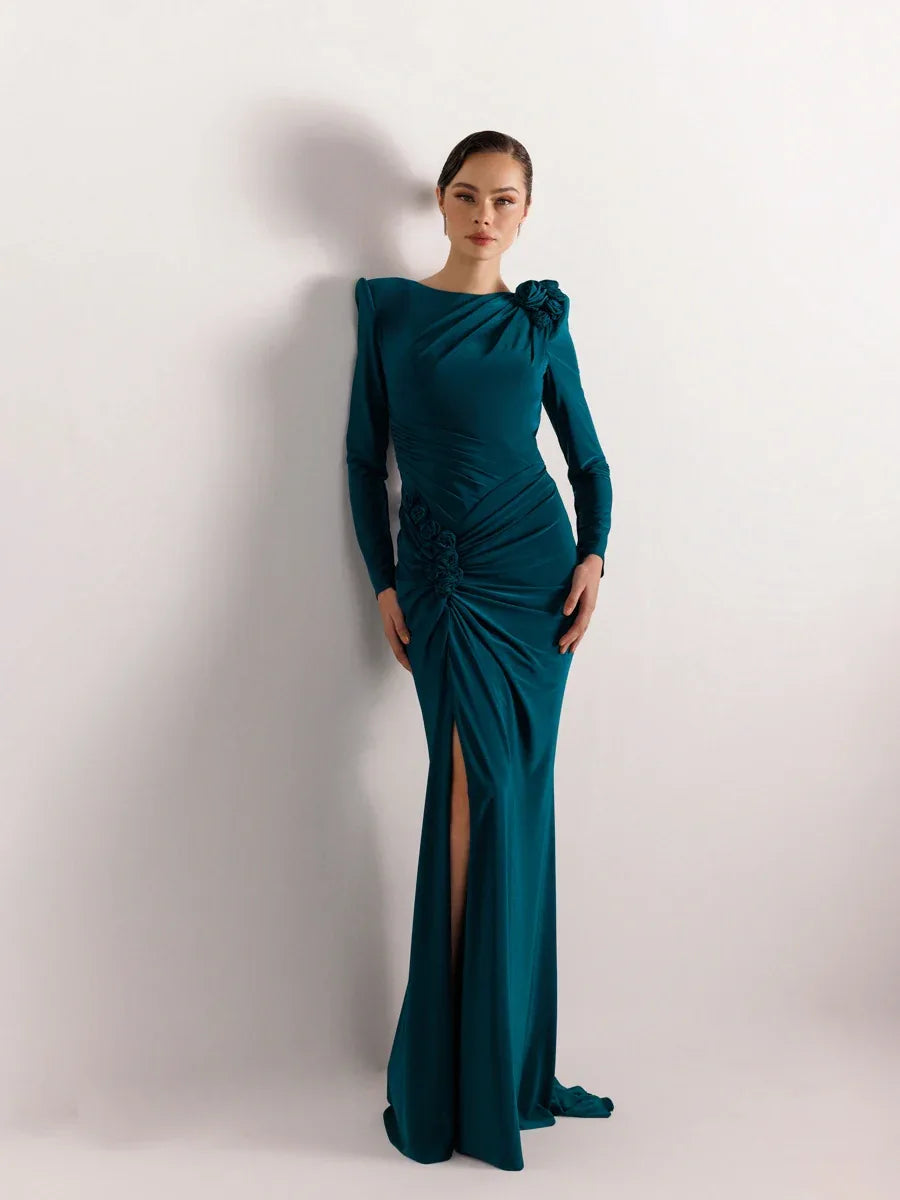 25160-Sırt Dekolteli Çiçek Detaylı Yırtmaçlı Balık Elbise - Kenzel