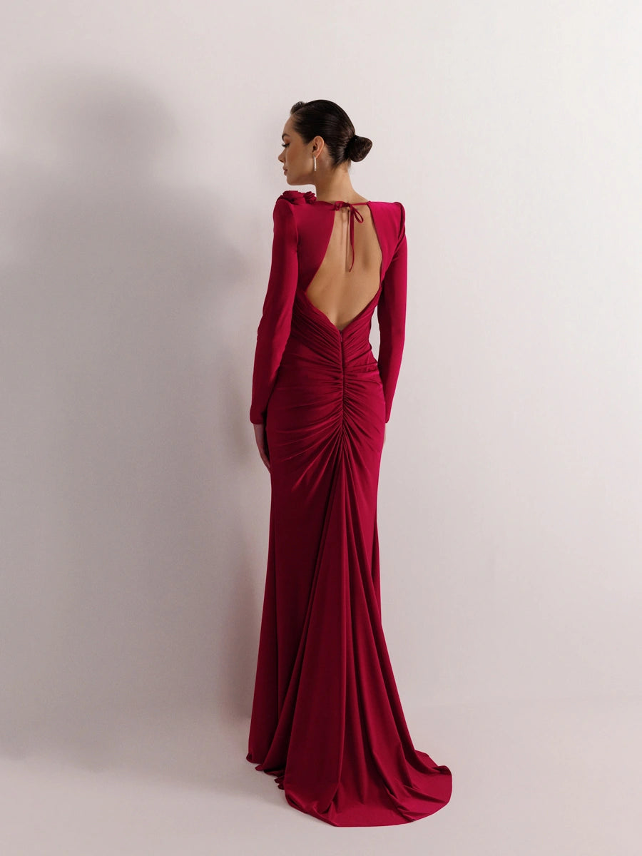 25160-Sırt Dekolteli Çiçek Detaylı Yırtmaçlı Balık Elbise