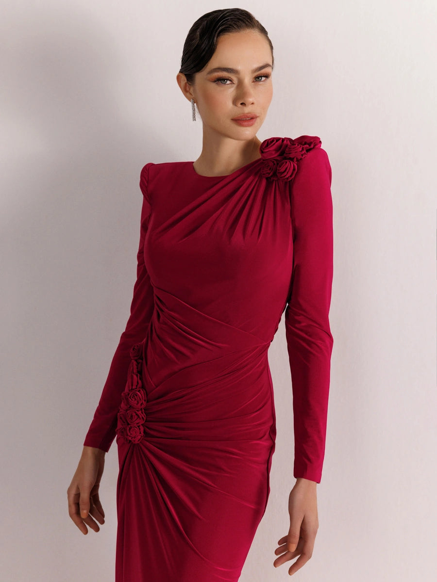 25160-Sırt Dekolteli Çiçek Detaylı Yırtmaçlı Balık Elbise