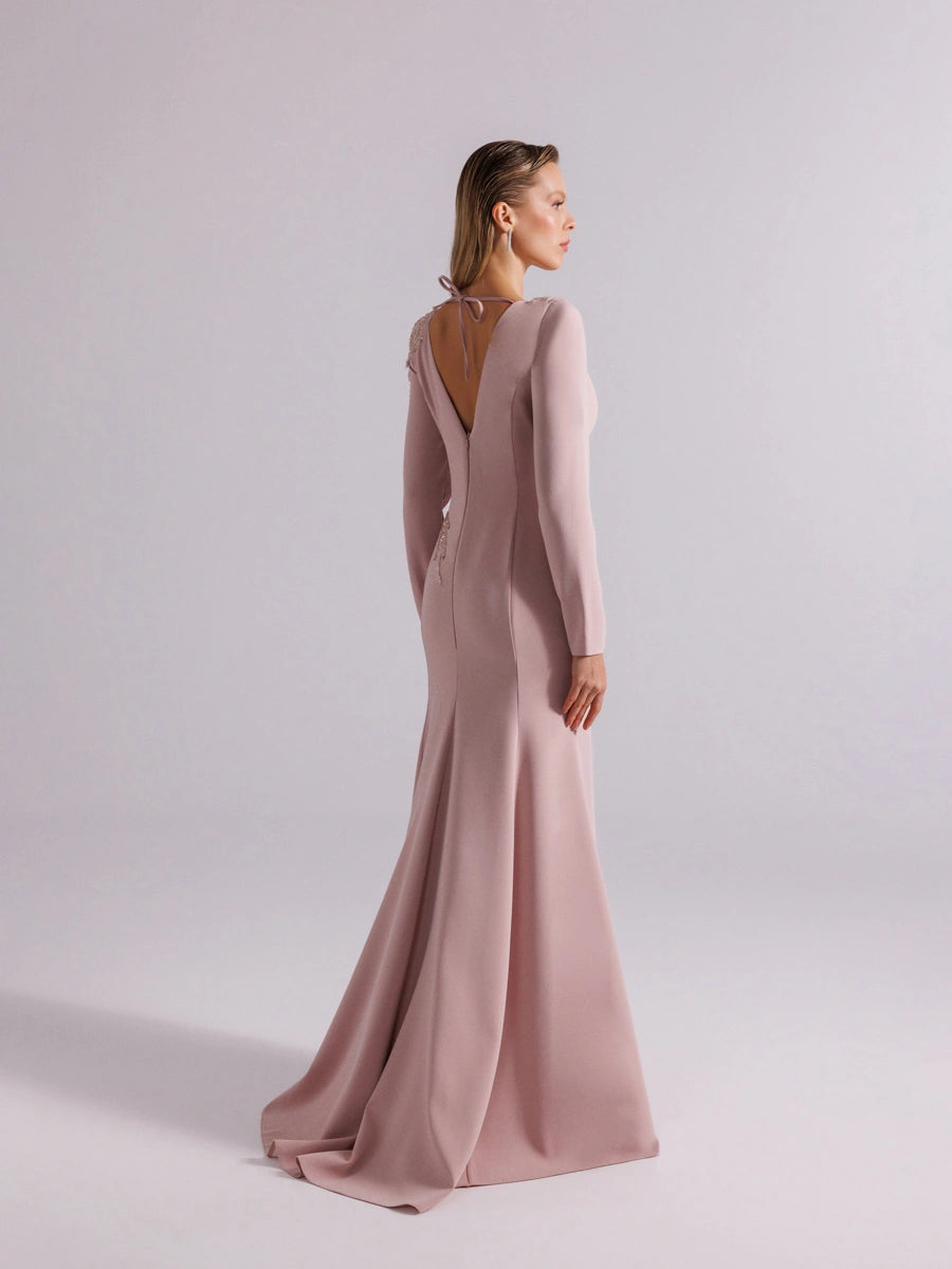 25167-Uzun Kollu Transparan Detaylı Yırtmaçlı Abiye Elbise