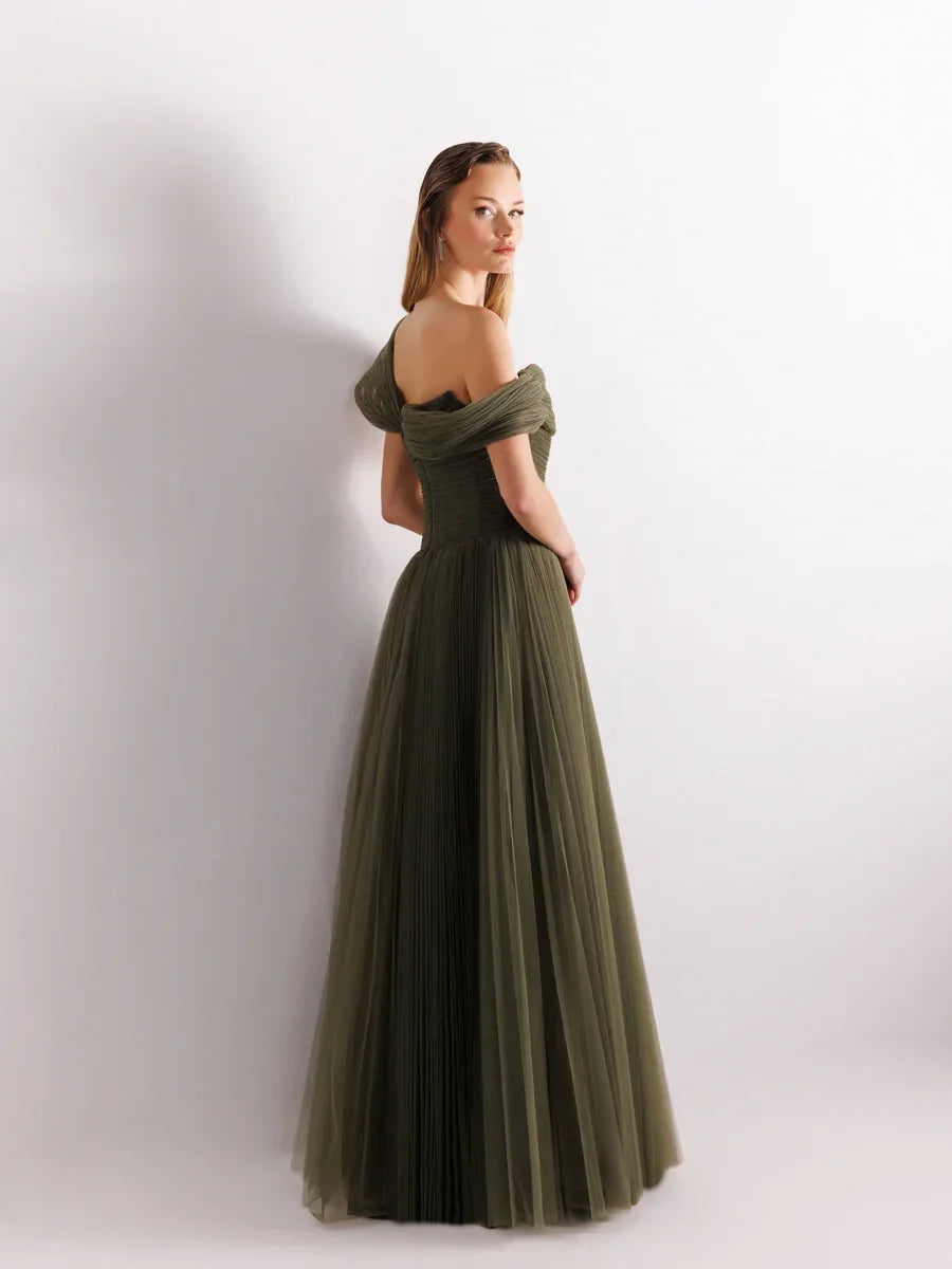 25168-Düşük Omuz Piliseli Kabarık Abiye Elbise - Kenzel