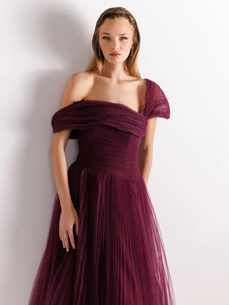 25168-Düşük Omuz Piliseli Kabarık Abiye Elbise - Kenzel