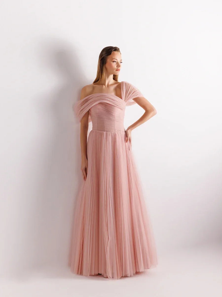 25168-Düşük Omuz Piliseli Kabarık Abiye Elbise - Kenzel