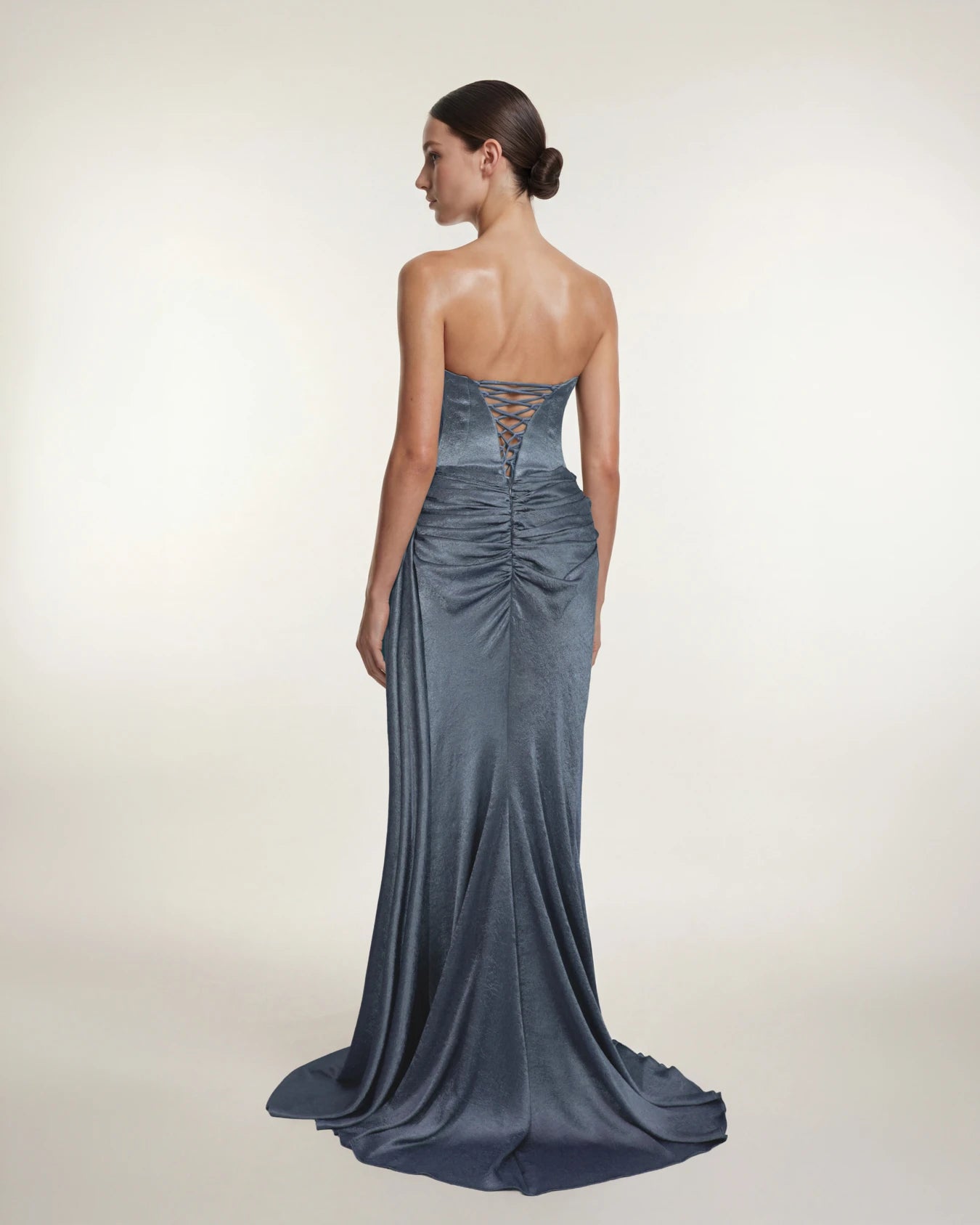 25196-Degaje Yaka Beli Fit Drapeli Abiye Elbise