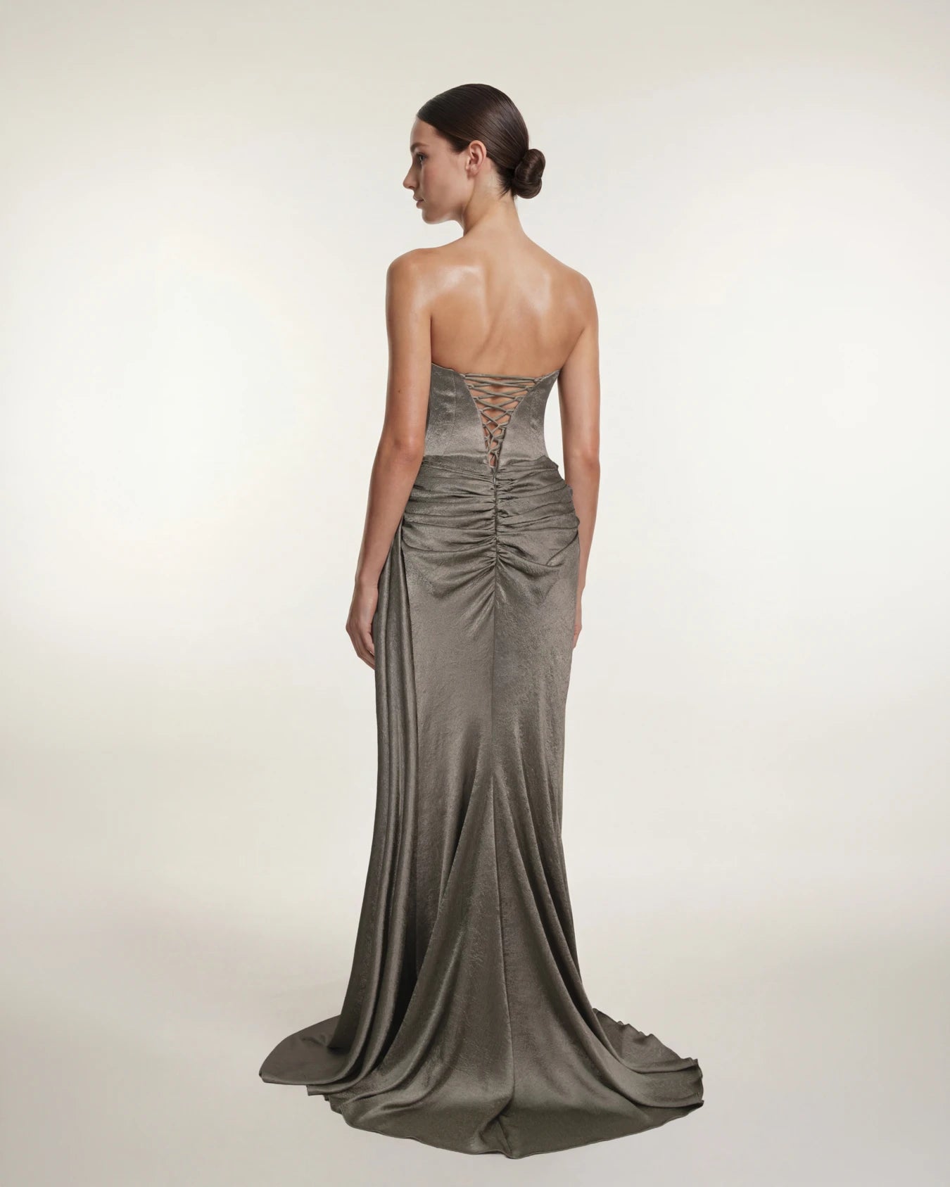 25196-Degaje Yaka Beli Fit Drapeli Abiye Elbise