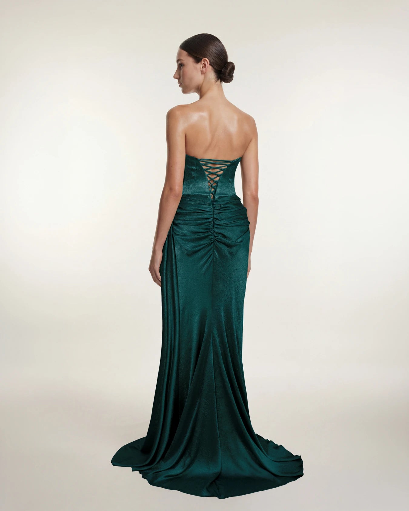 25196-Degaje Yaka Beli Fit Drapeli Abiye Elbise