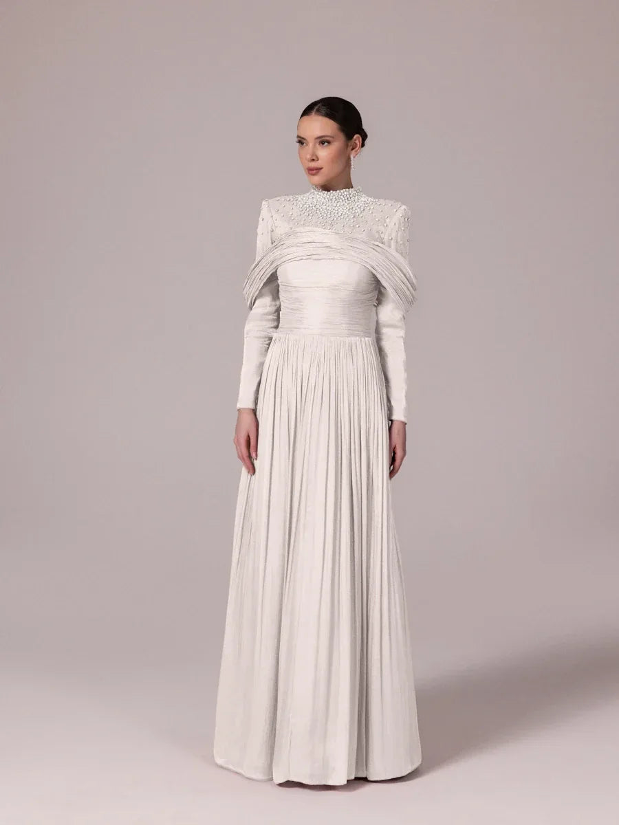 25207-Yakası Taş İşlemeli Pliseli Kabarık Tesettür Abiye Elbise - Kenzel