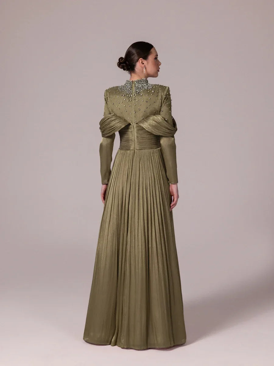 25207-Yakası Taş İşlemeli Pliseli Kabarık Tesettür Abiye Elbise - Kenzel