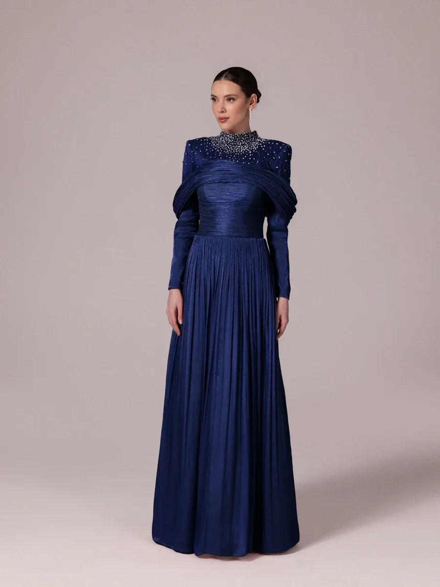 25207-Yakası Taş İşlemeli Pliseli Kabarık Tesettür Abiye Elbise - Kenzel