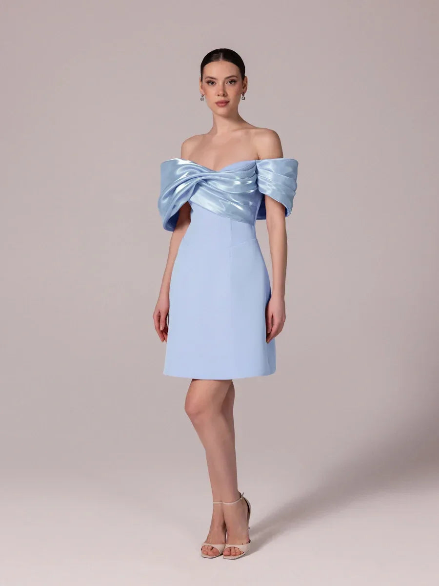 25301-Yakası Organze Detaylı Straplez Krep Mini Elbise - Kenzel