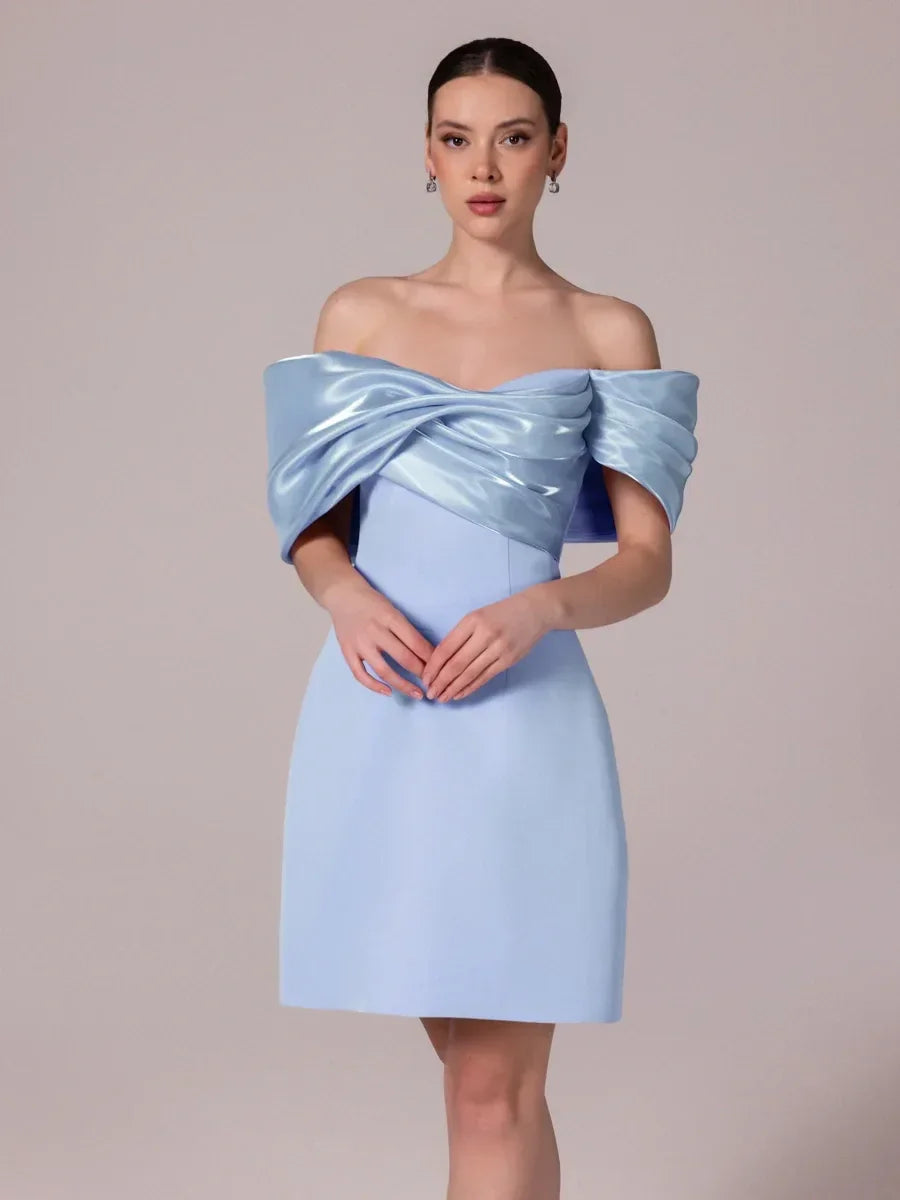 25301-Yakası Organze Detaylı Straplez Krep Mini Elbise - Kenzel