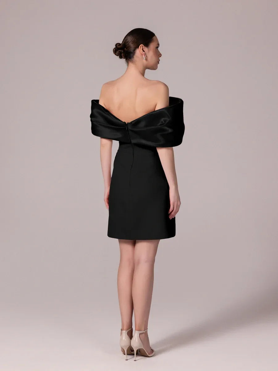 25301-Yakası Organze Detaylı Straplez Krep Mini Elbise - Kenzel