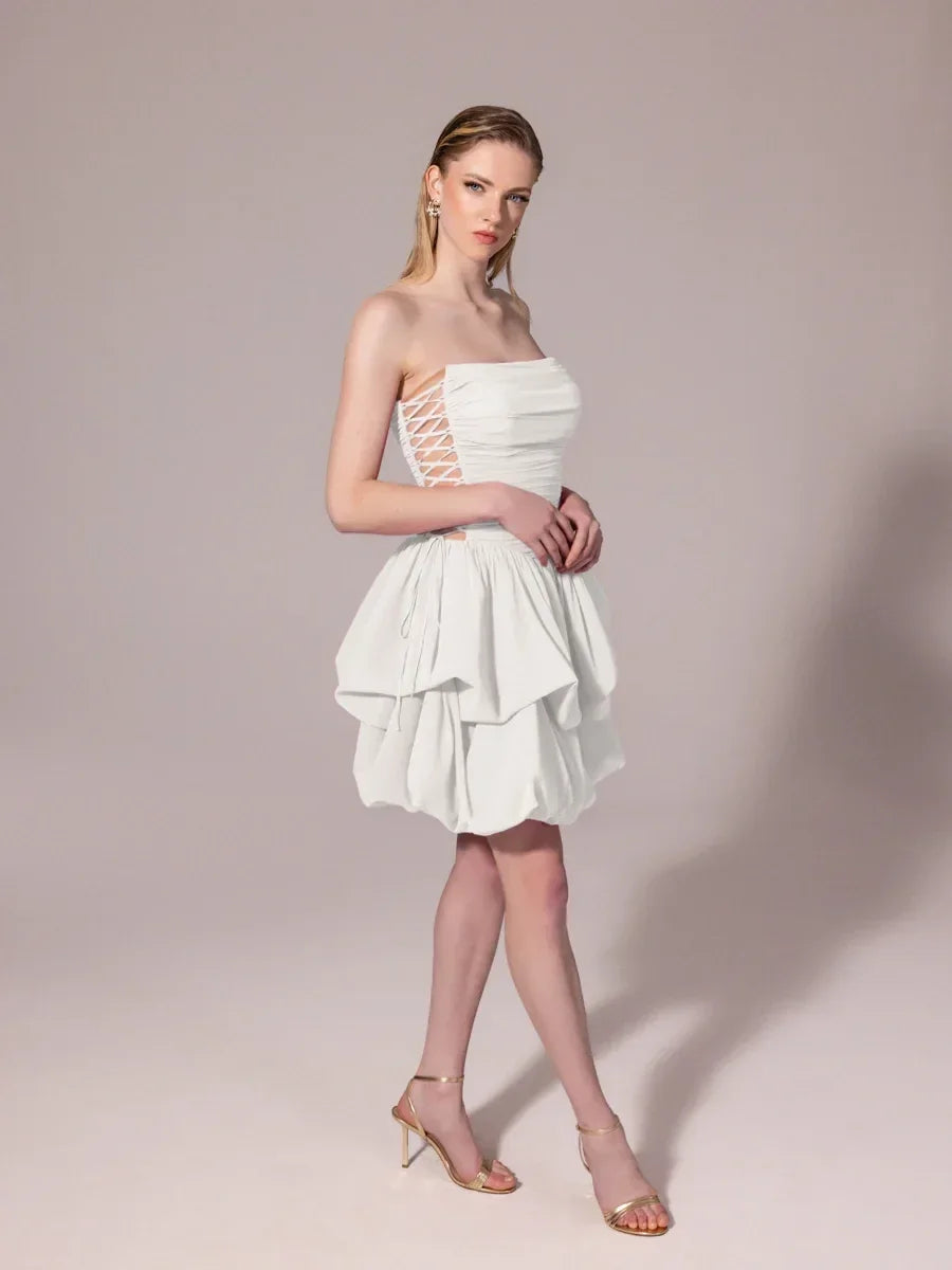 25306-Yanları Bağcık Detaylı Straplez Mini Balon Elbise - Kenzel