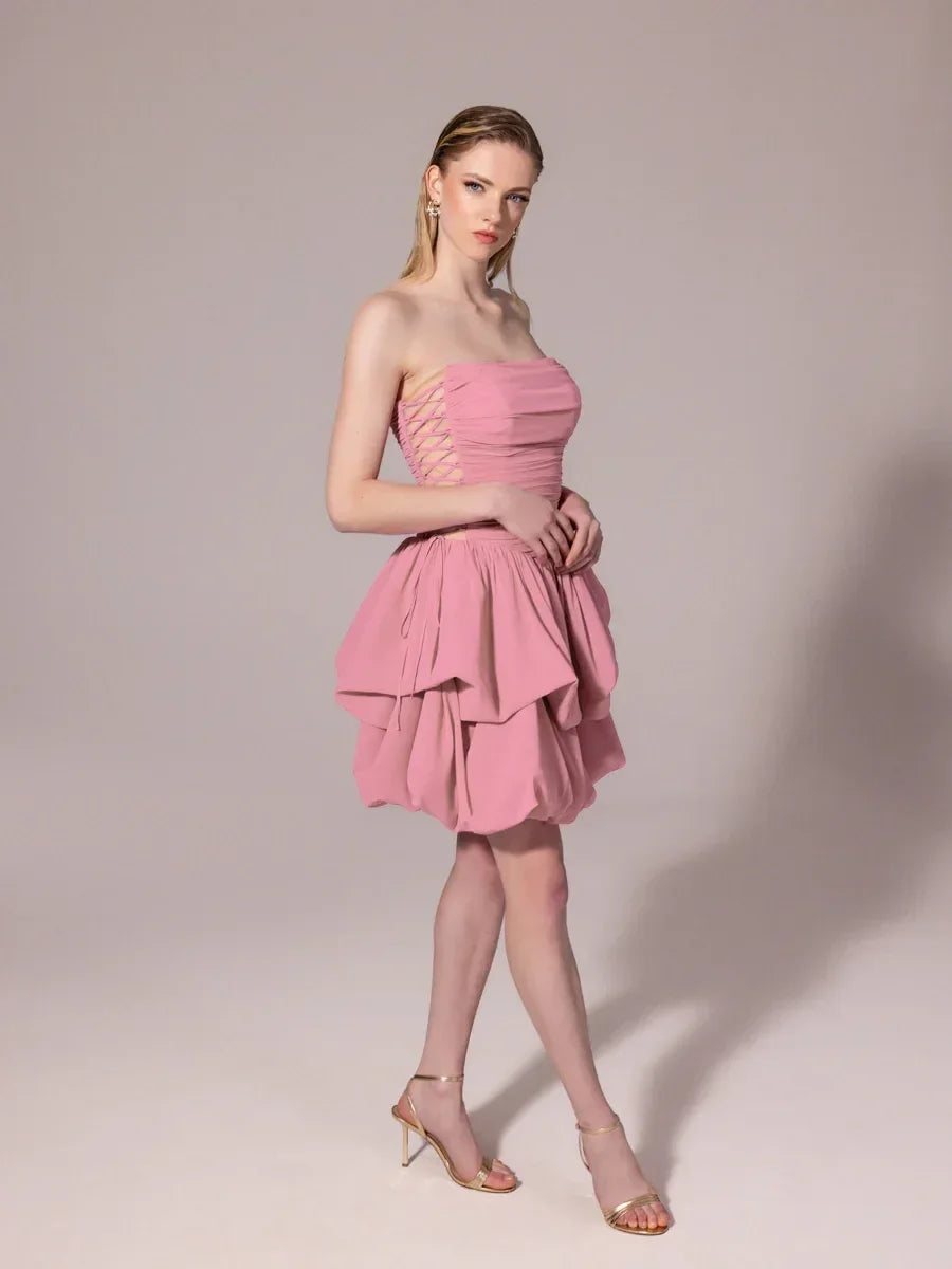 25306-Yanları Bağcık Detaylı Straplez Mini Balon Elbise - Kenzel