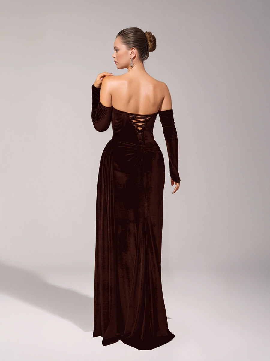 25402-Straplez Degaje Yaka Drapeli Kuyruk Detaylı Abiye Elbise