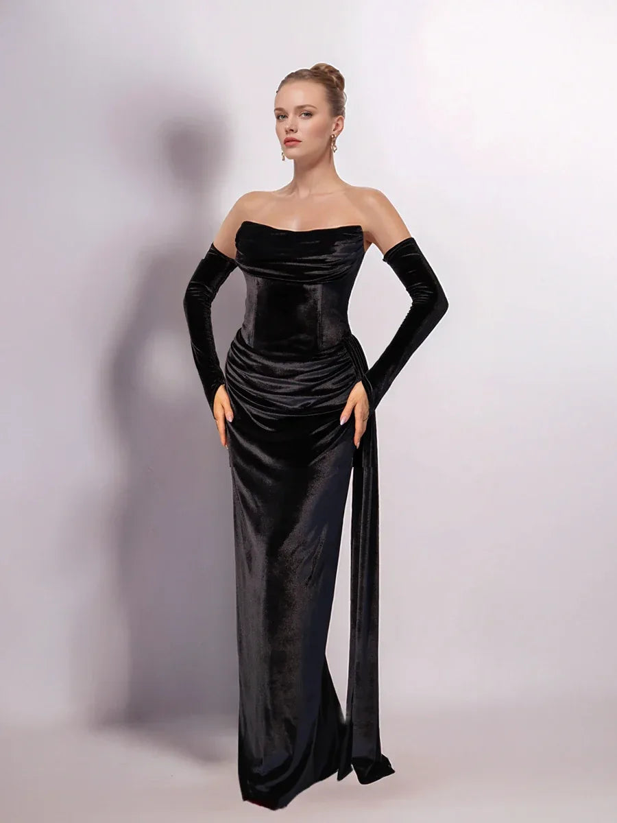 25402-Straplez Degaje Yaka Drapeli Kuyruk Detaylı Abiye Elbise - Kenzel