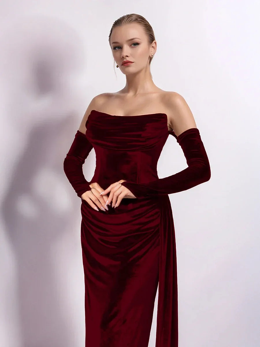 25402-Straplez Degaje Yaka Drapeli Kuyruk Detaylı Abiye Elbise - Kenzel