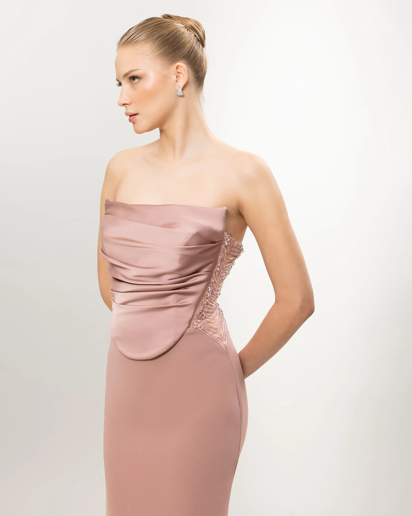 26011-Straplez Drapeli Korse, Balık Abiye Elbise