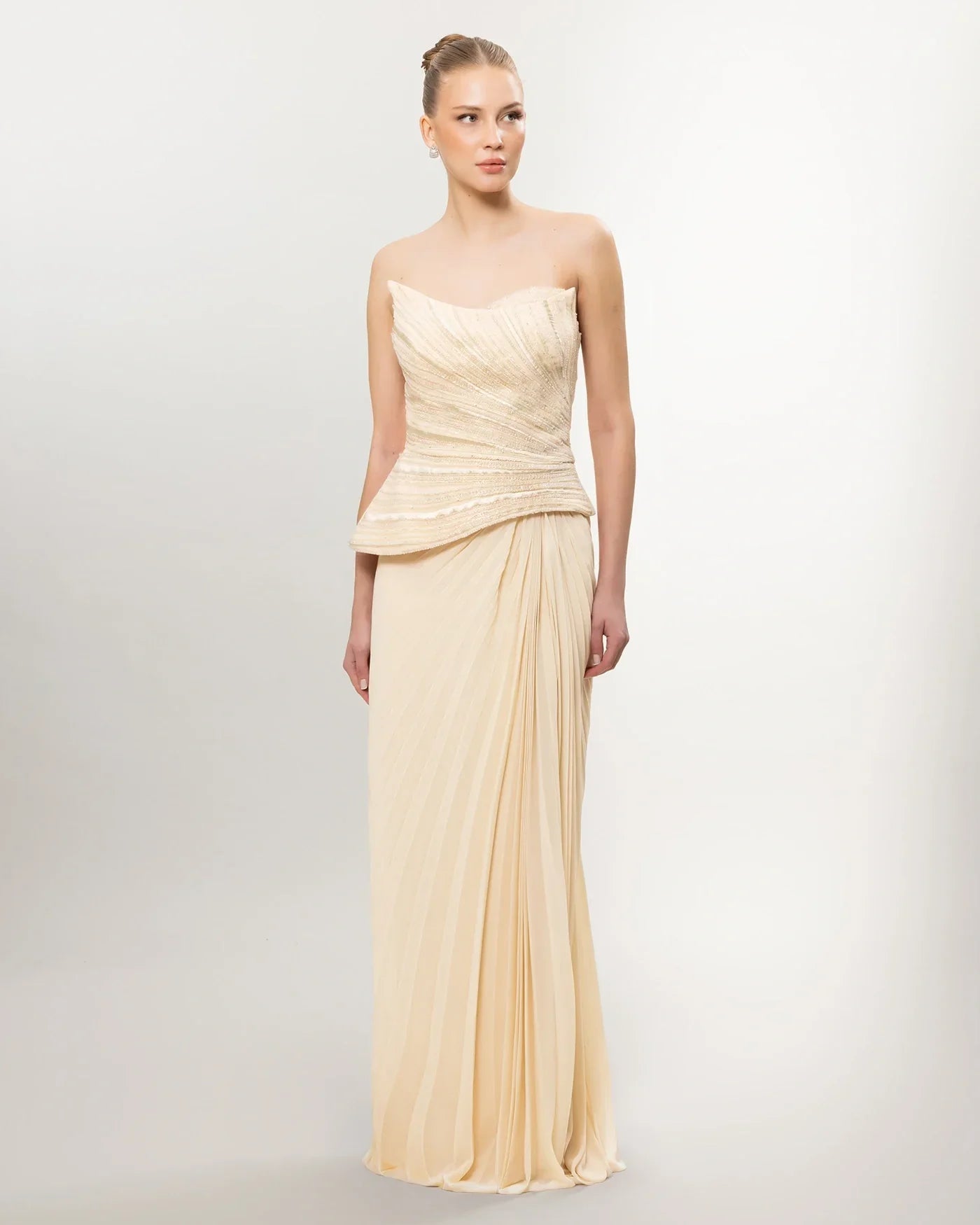 26035-Straplez Peplum Detaylı Yırtmaçlı Abiye Elbise - Kenzel