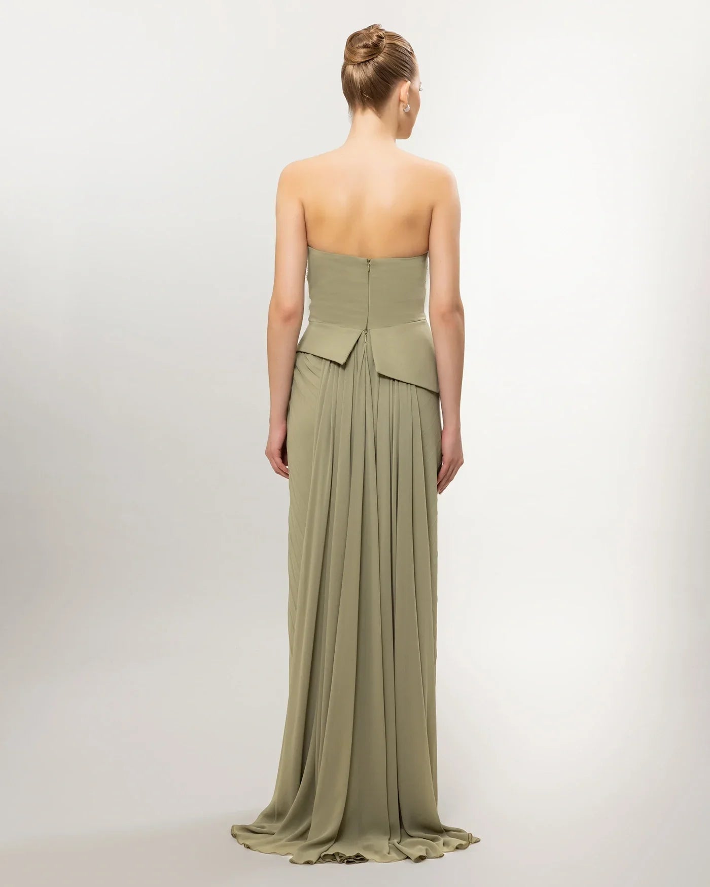 26035-Straplez Peplum Detaylı Yırtmaçlı Abiye Elbise - Kenzel