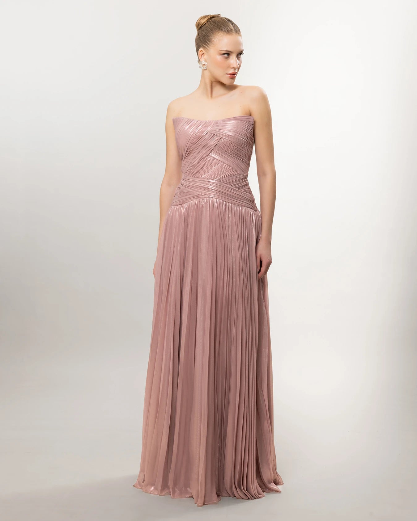 26040-Straplez Drapeli Kloş Uzun Abiye Elbise