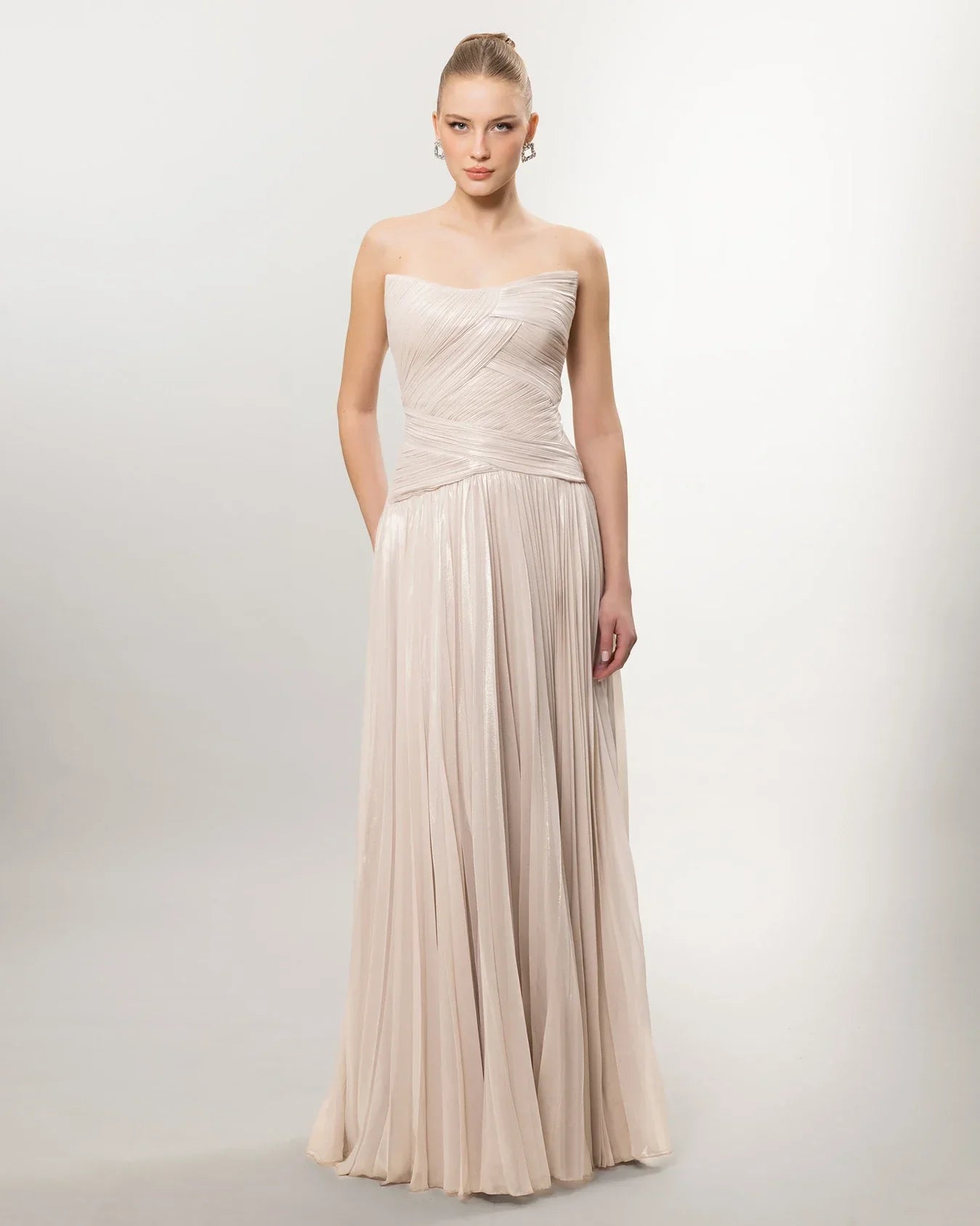 26040-Straplez Drapeli Kloş Uzun Abiye Elbise - Kenzel