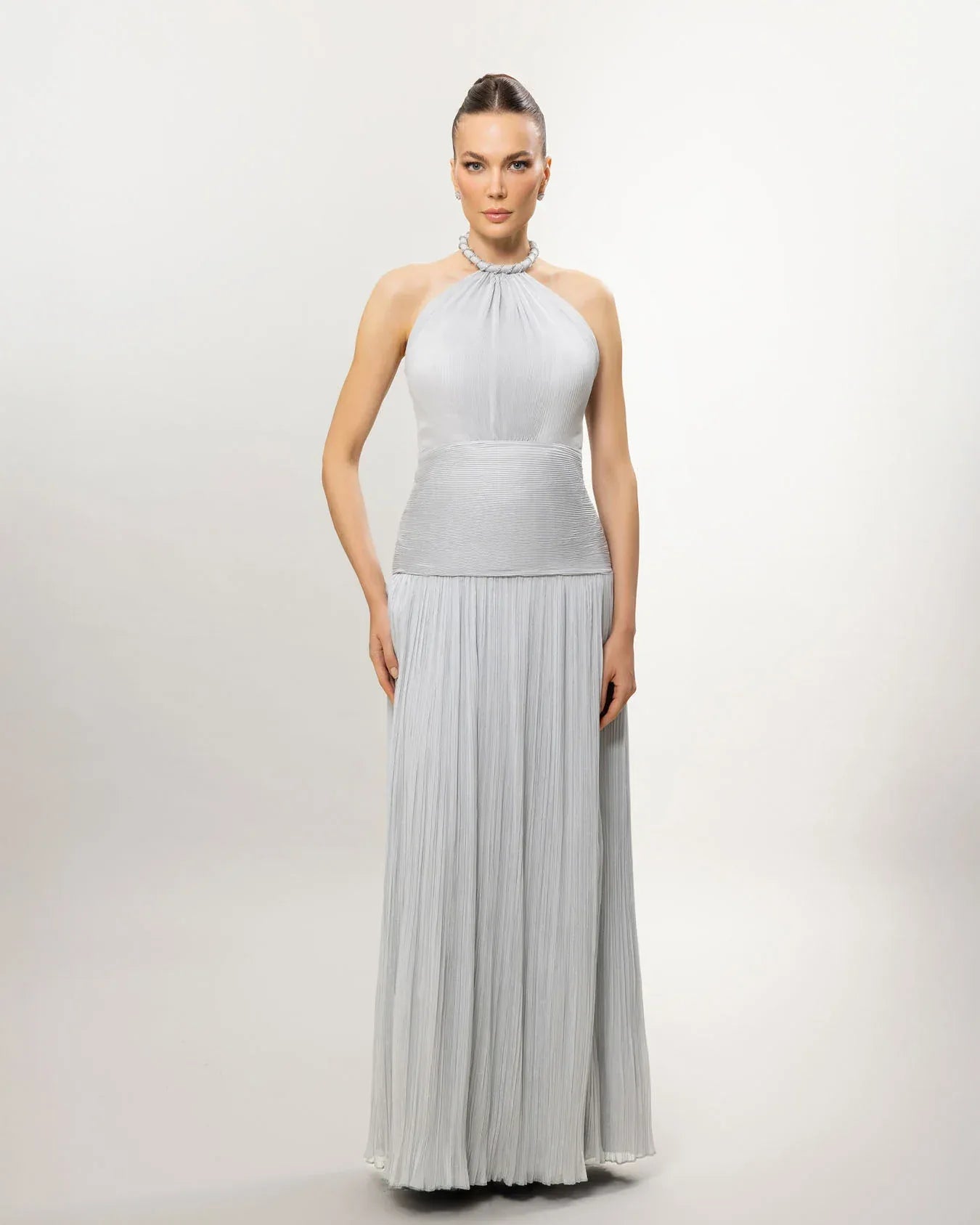 26066-Boyundan Bağlamalı Piliseli Yırtmaçlı Abiye Elbise - Kenzel