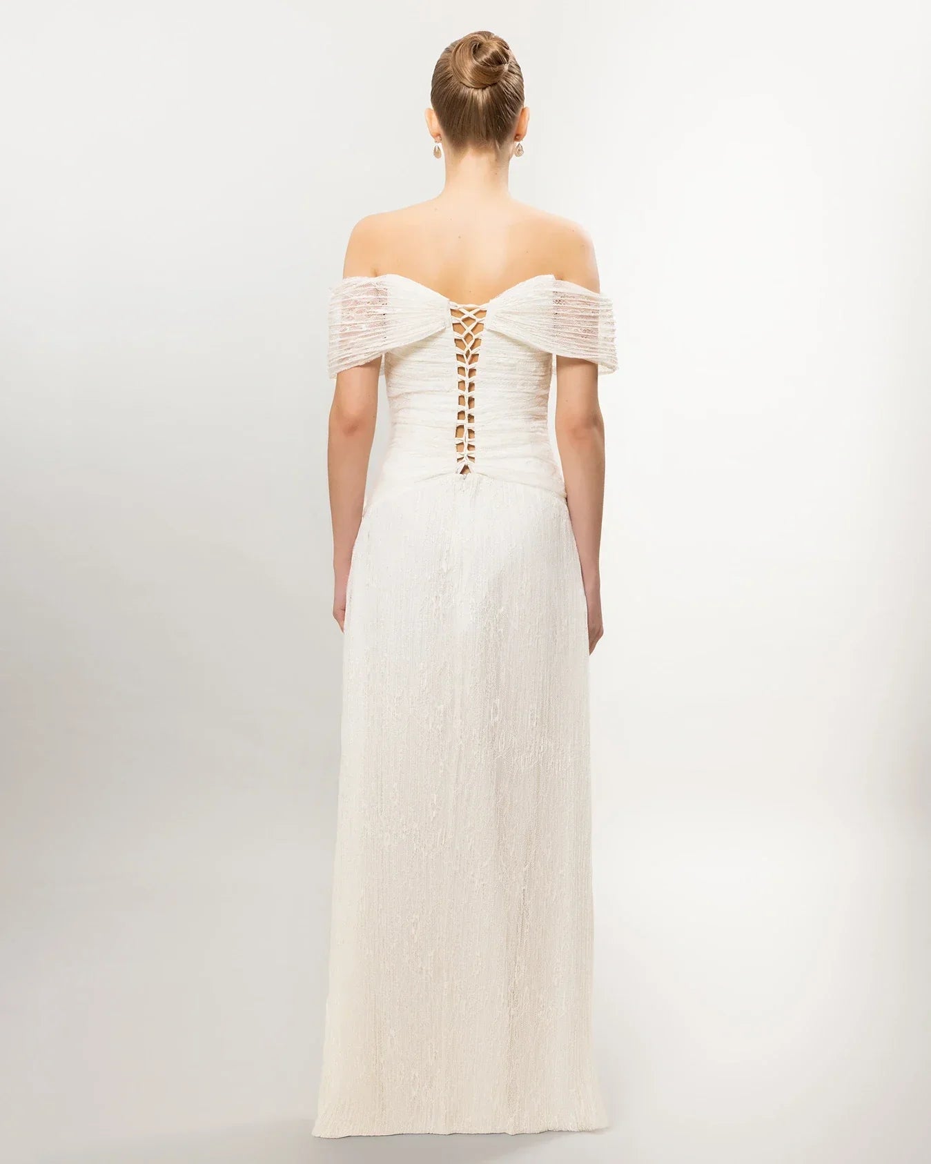 26071-Romantik Dantel Detaylı Düşük Omuz Uzun Abiye Elbise - Kenzel