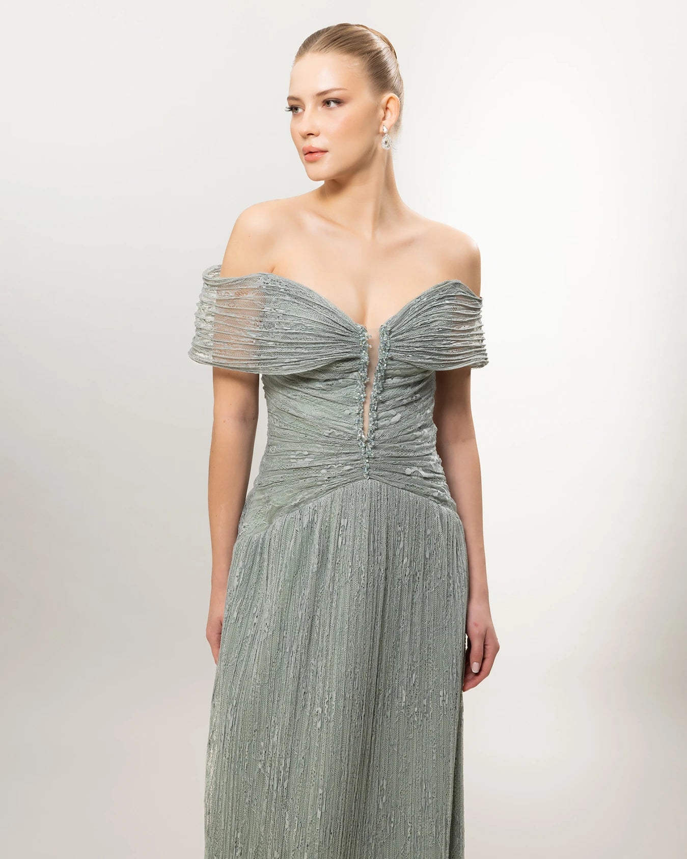 26071-Romantik Dantel Detaylı Düşük Omuz Uzun Abiye Elbise