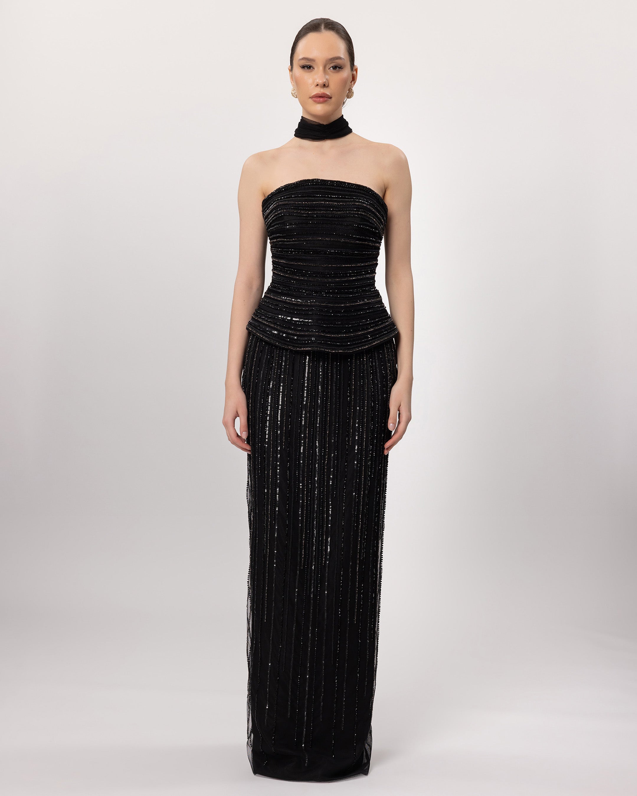 26076-Straplez Peplum Detaylı Boncuk İşlemeli Uzun Abiye