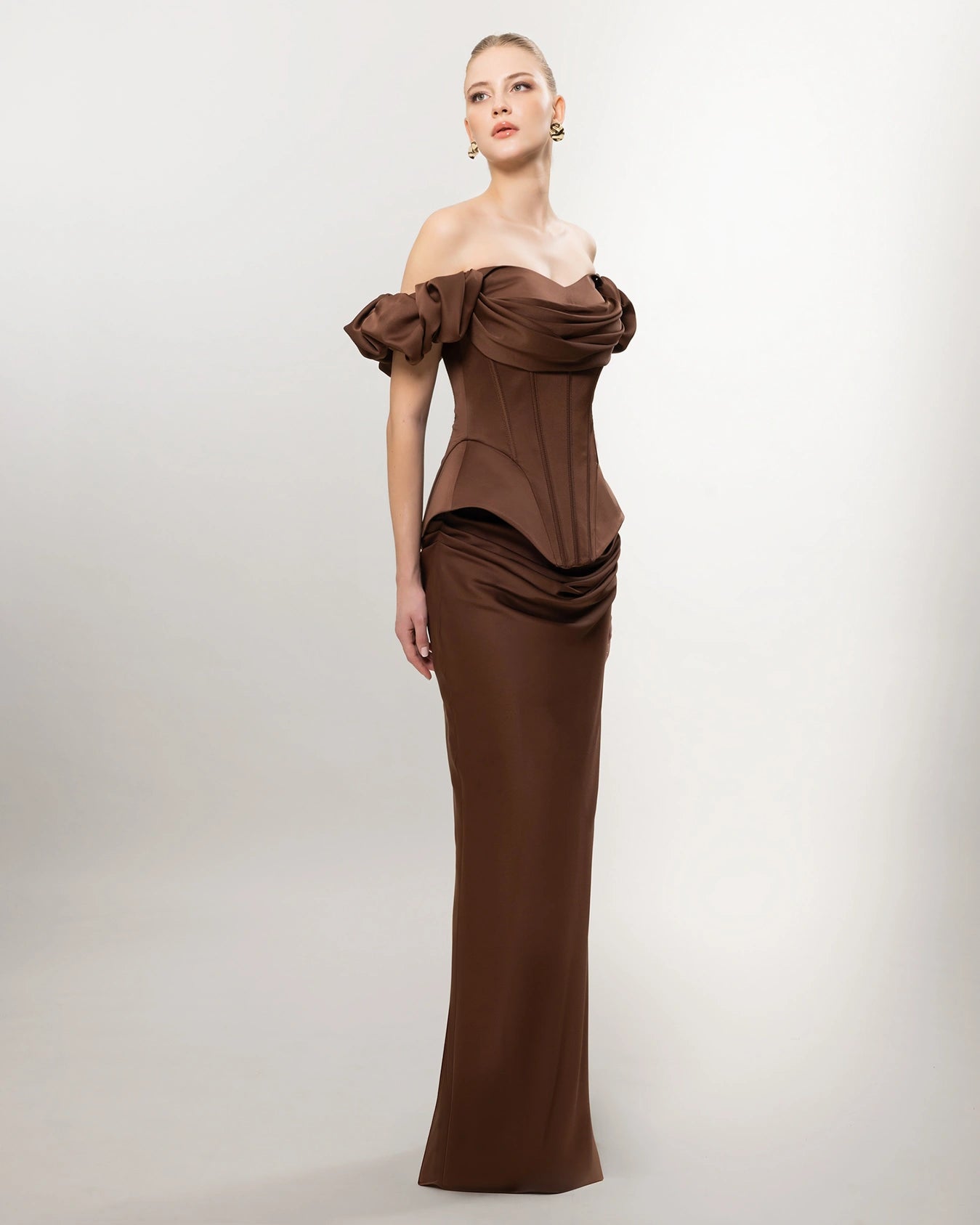 26081-Düşük Omuz Balon Kollu Korse Bel Uzun Elbise