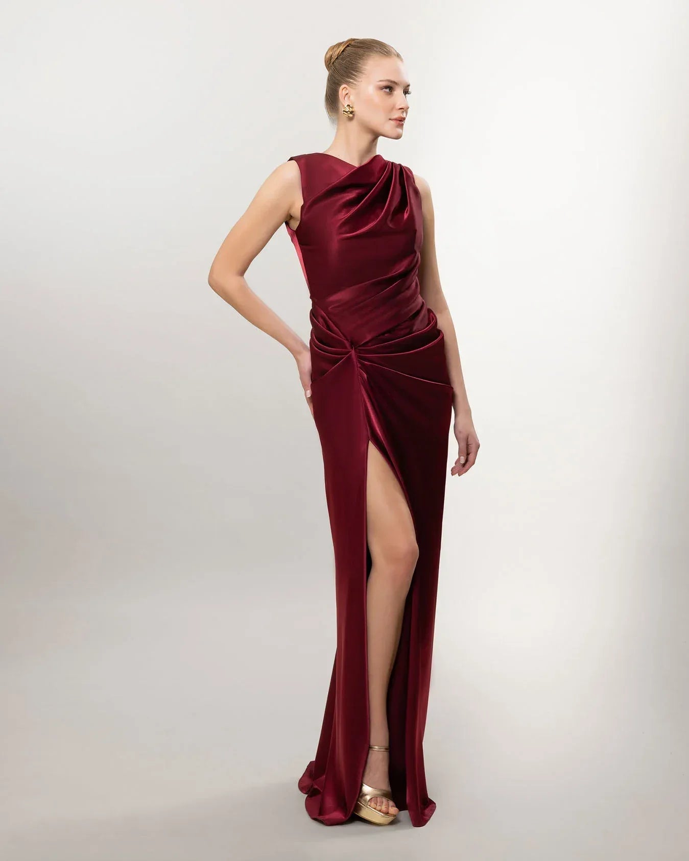 26082-Drapeli Yırtmaçlı Uzun Abiye Elbise - Kenzel