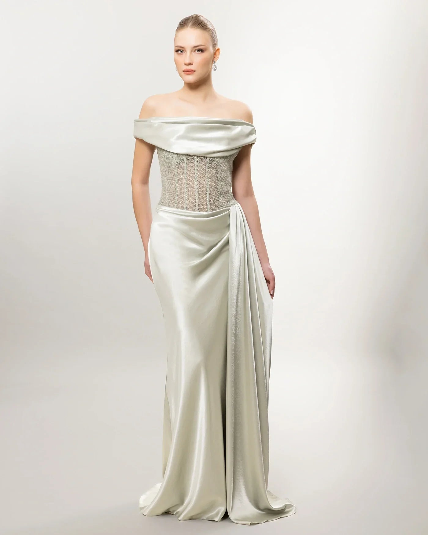 26089-Düşük Omuz Taş İşlemeli Korse Drapeli Abiye