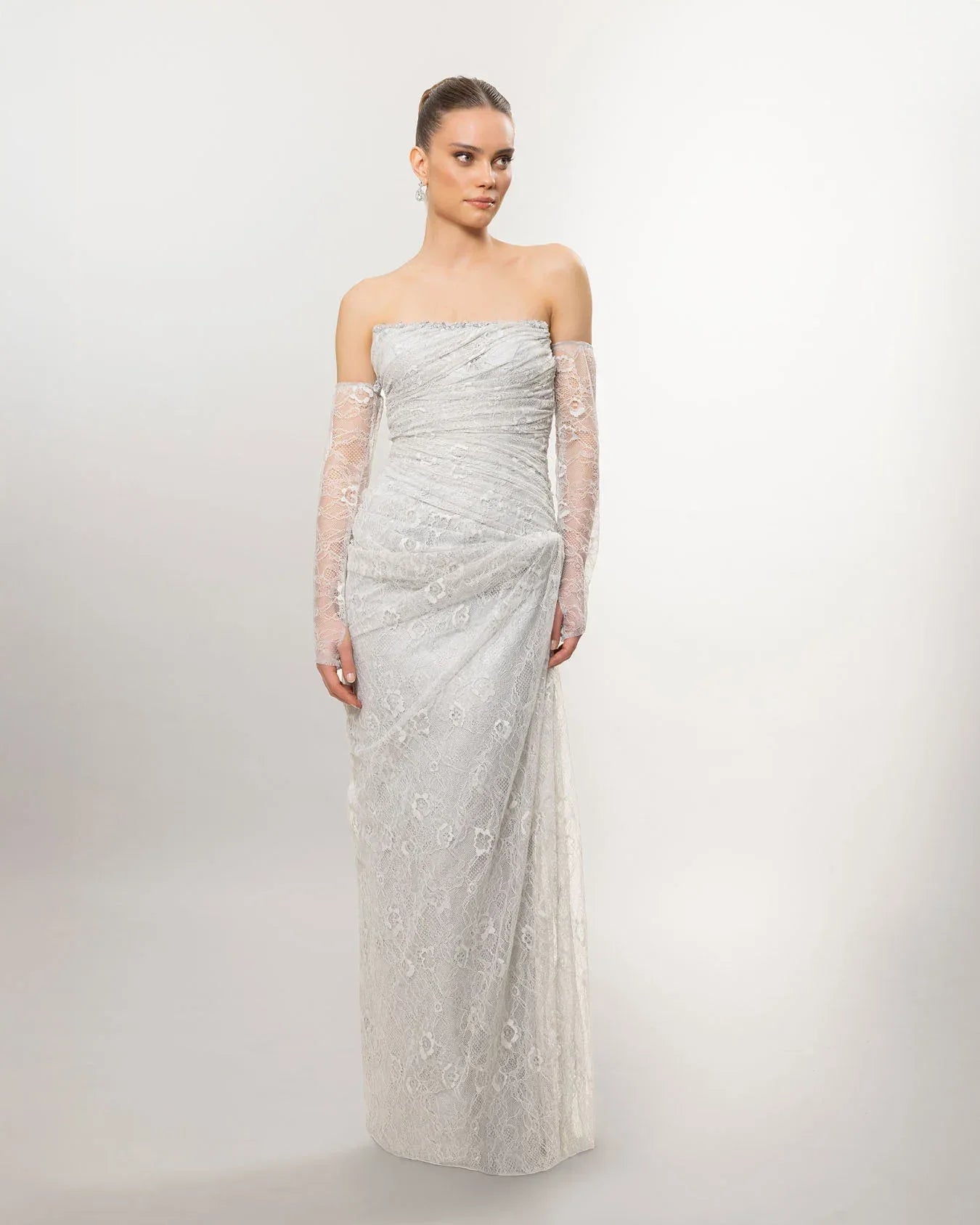 26101-Straplez Uzun Kol Dantelli Uzun Abiye Elbise - Kenzel