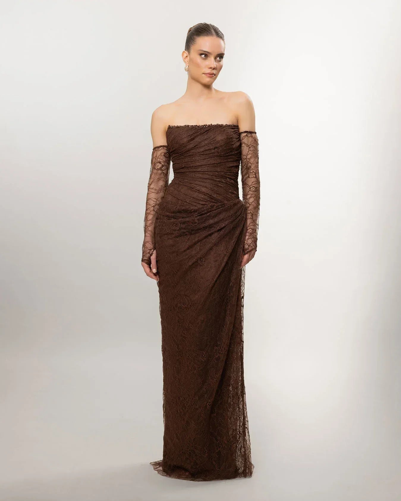 26101-Straplez Uzun Kol Dantelli Uzun Abiye Elbise - Kenzel