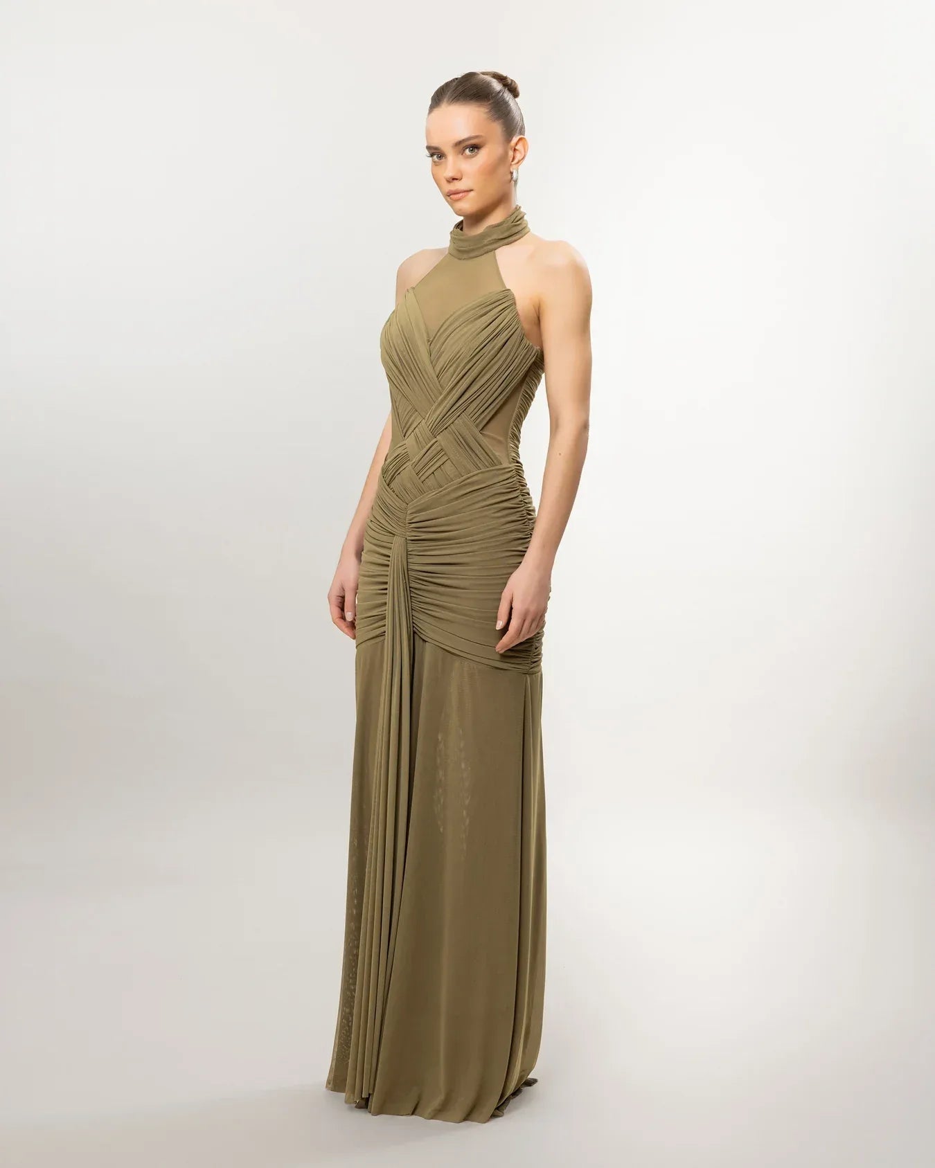 26136-Boyundan Bağlamalı Transparan Detaylı Uzun Abiye Elbise - Kenzel