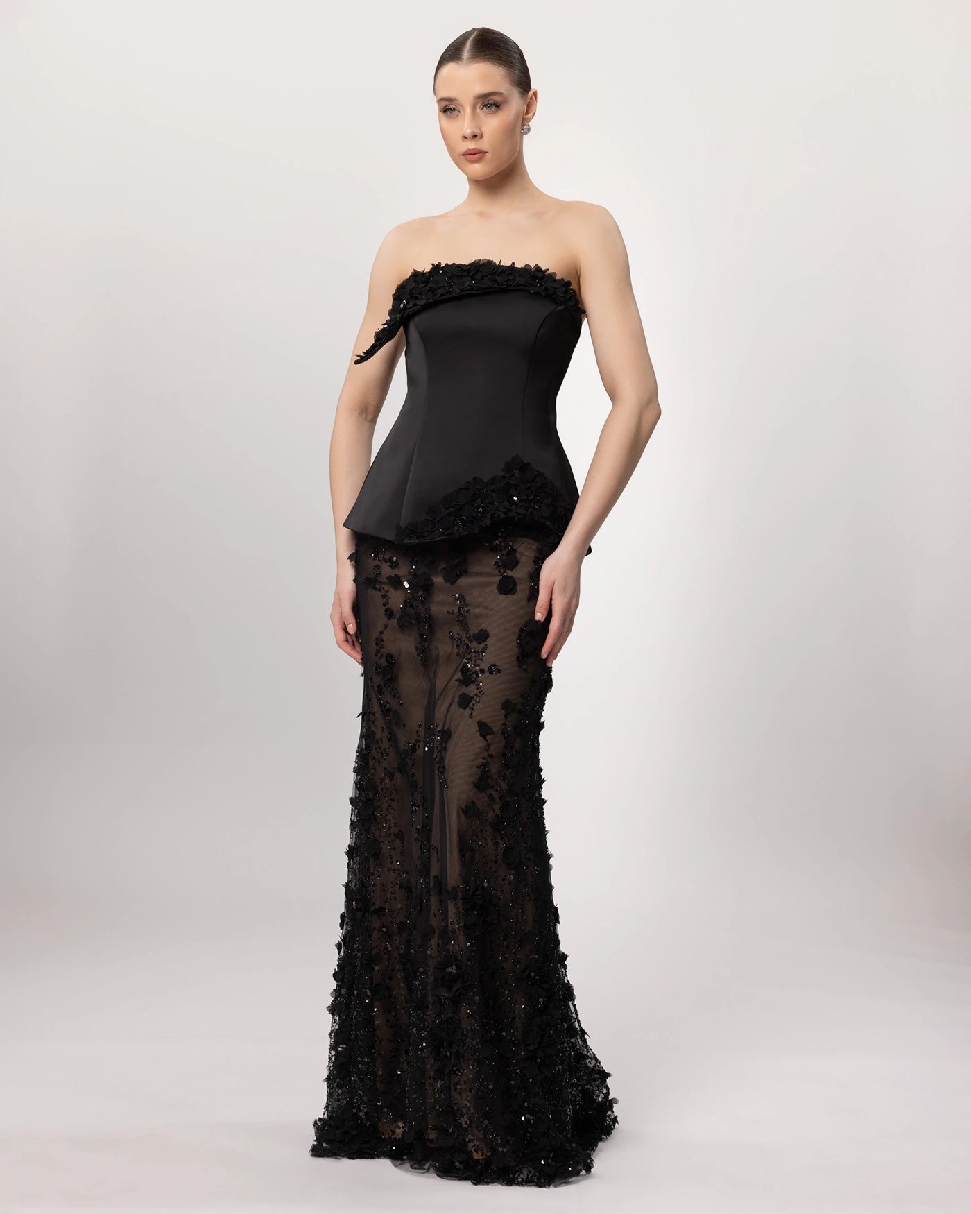 26162-Çiçek Aplikeli Straplez Couture Abiye Elbise.