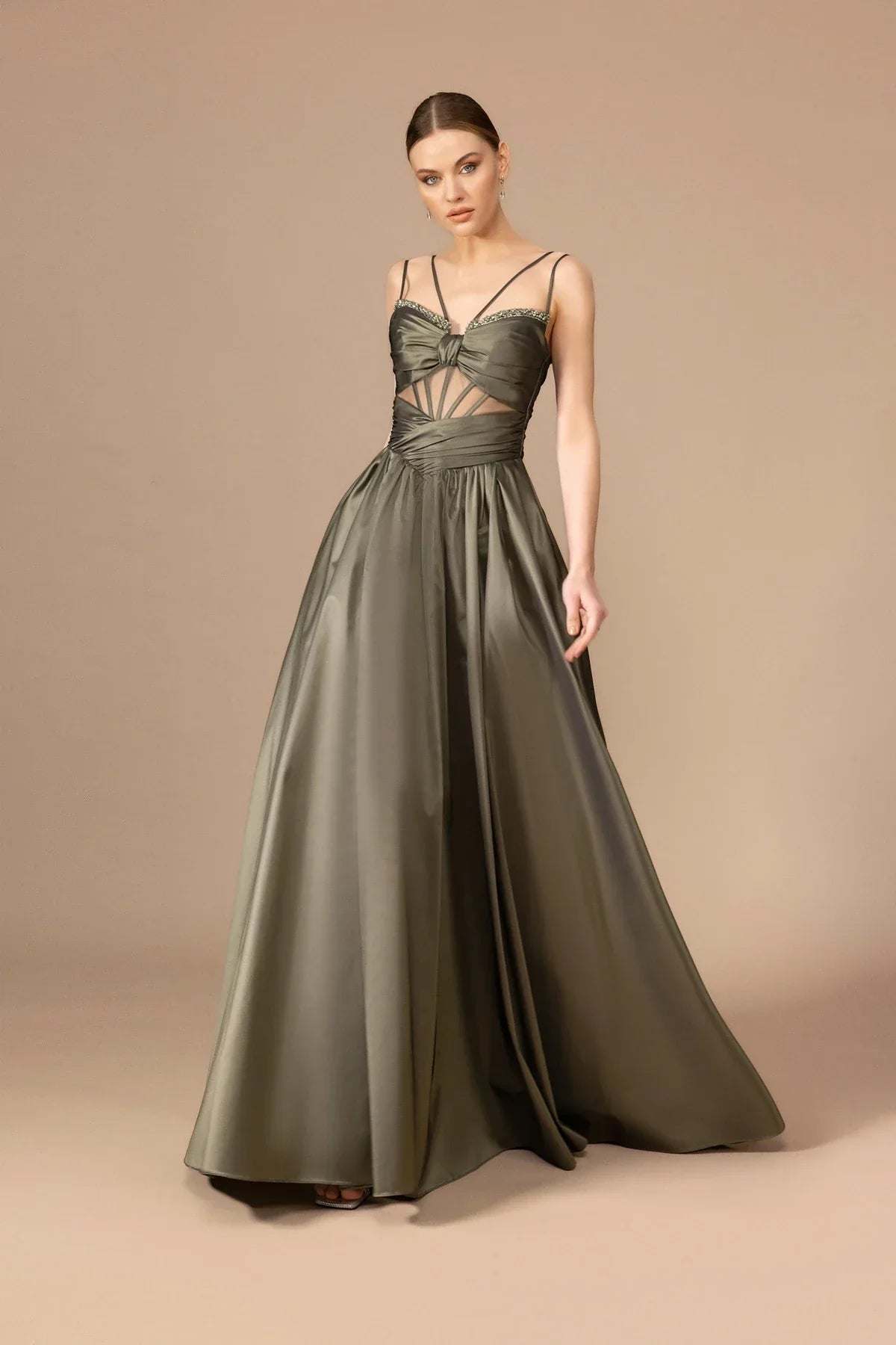 7001-Transparan Detaylı Uzun Elbise