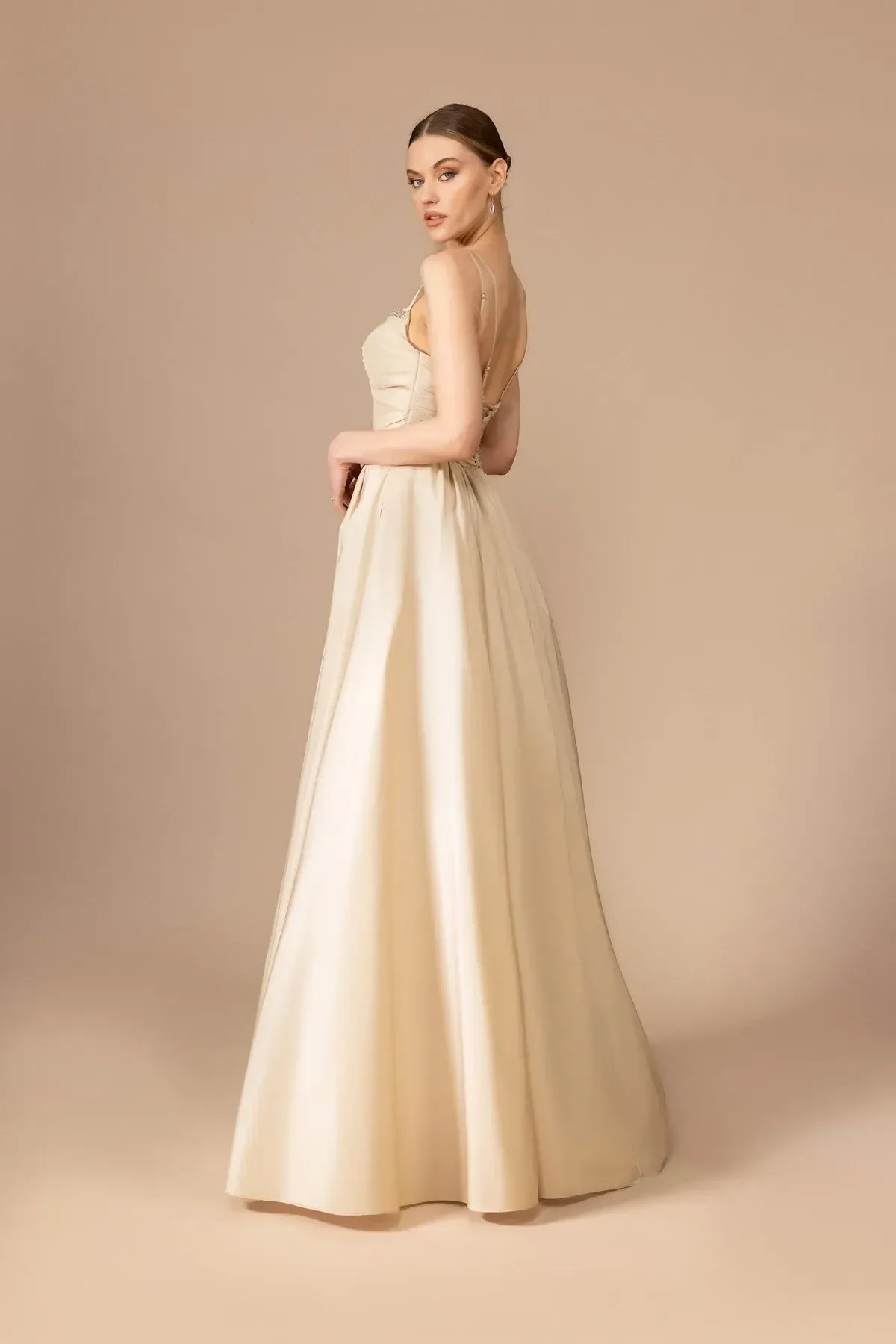 7001-Transparan Detaylı Uzun Elbise - Kenzel