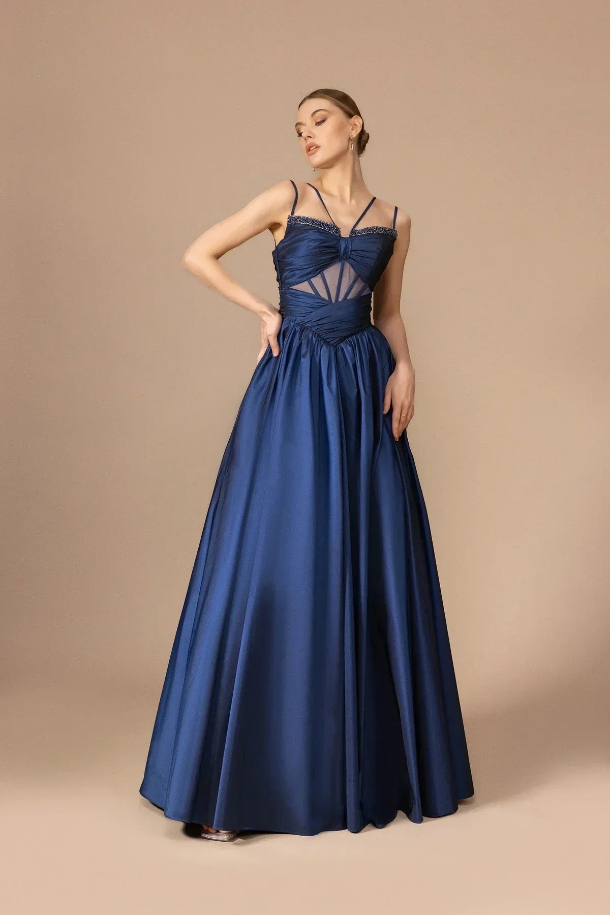 7001-Transparan Detaylı Uzun Elbise - Kenzel