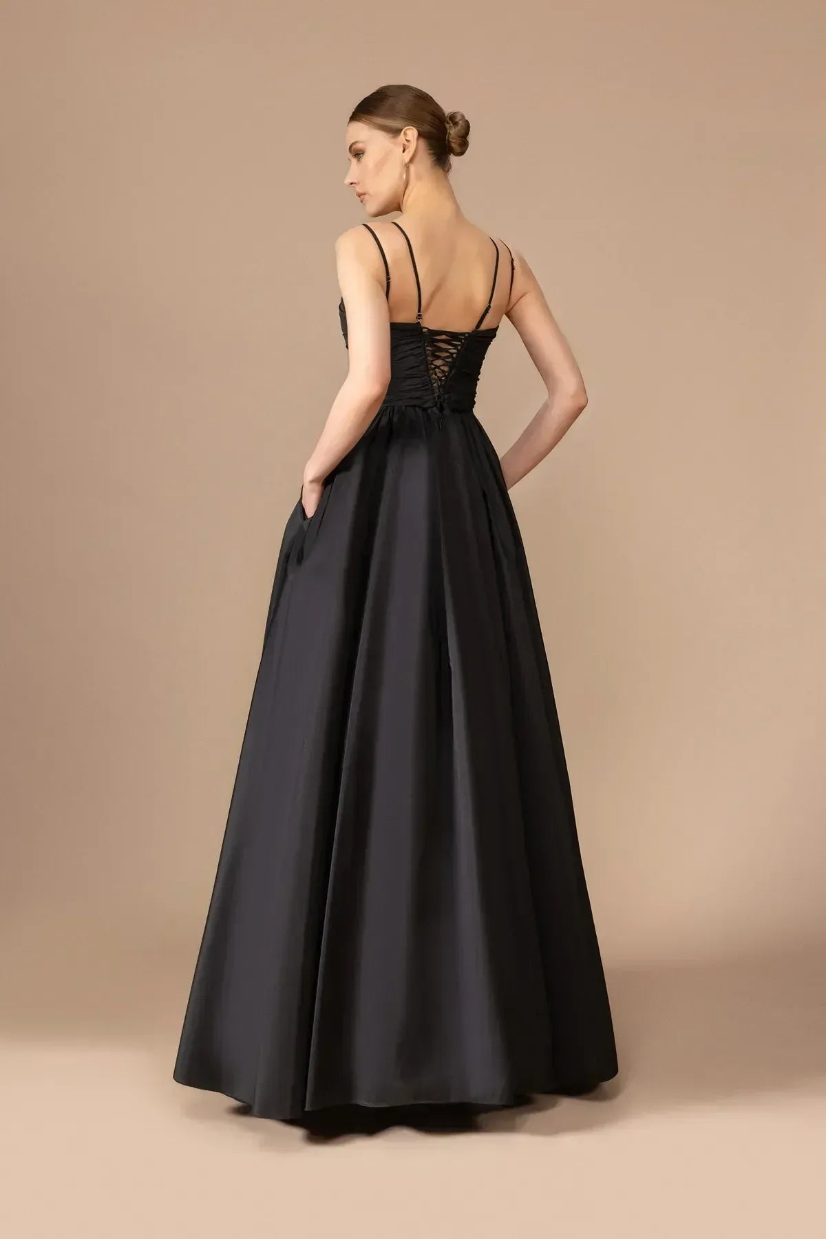 7001-Transparan Detaylı Uzun Elbise - Kenzel