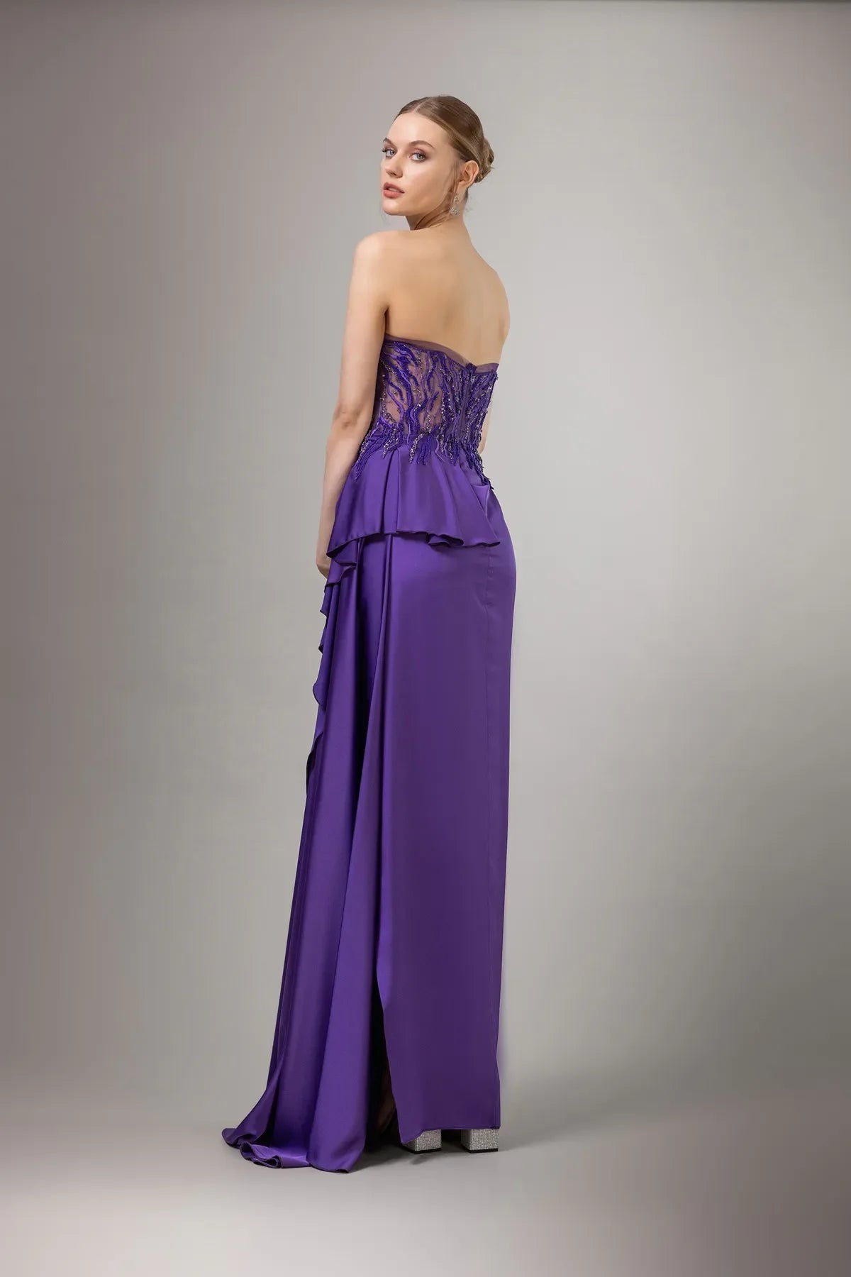 Straplez Yaka Derin Yırtmaç Uzun Elbise 7003