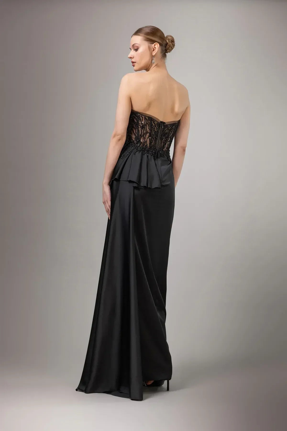 Straplez Yaka Derin Yırtmaç Uzun Elbise 7003 - Kenzel