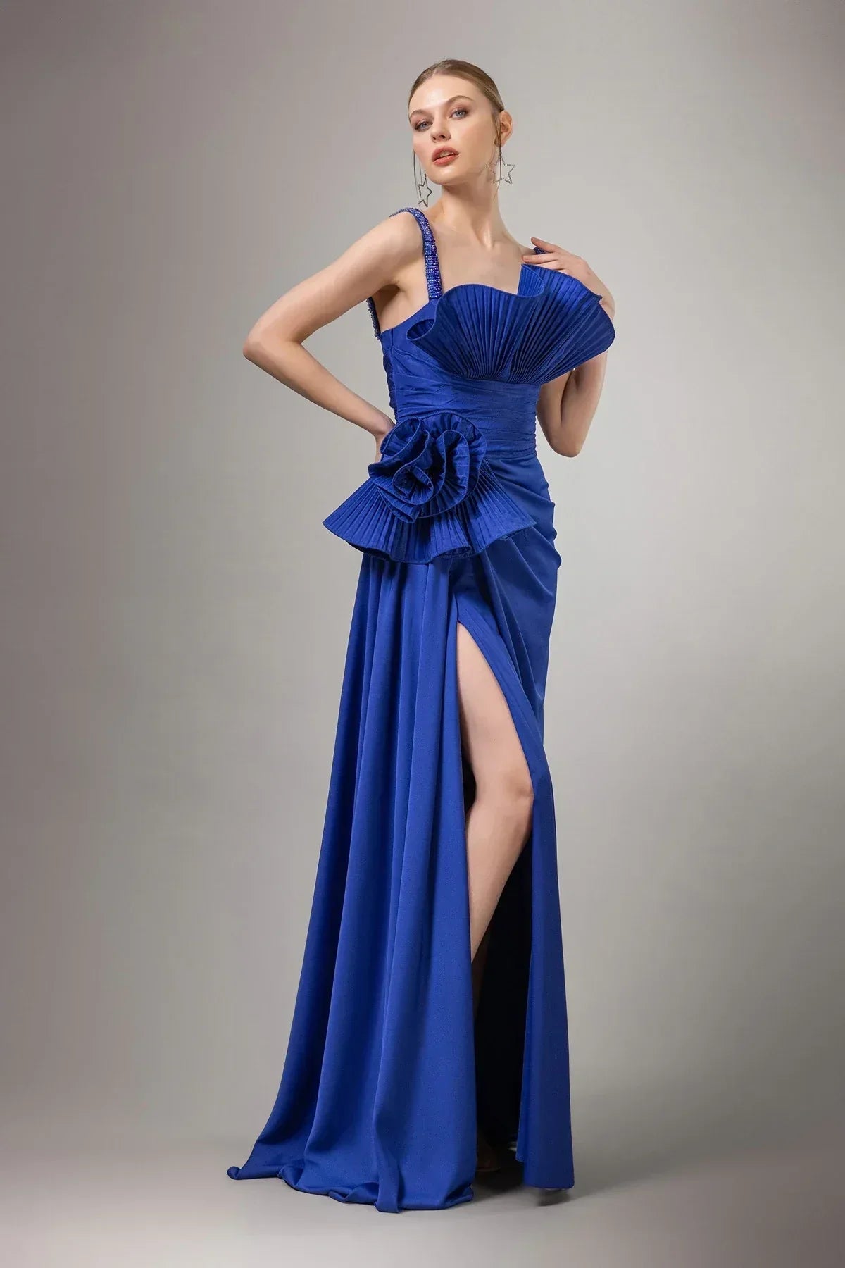 7008 - Yırtmaçlı Askılı Uzun Elbise - Kenzel