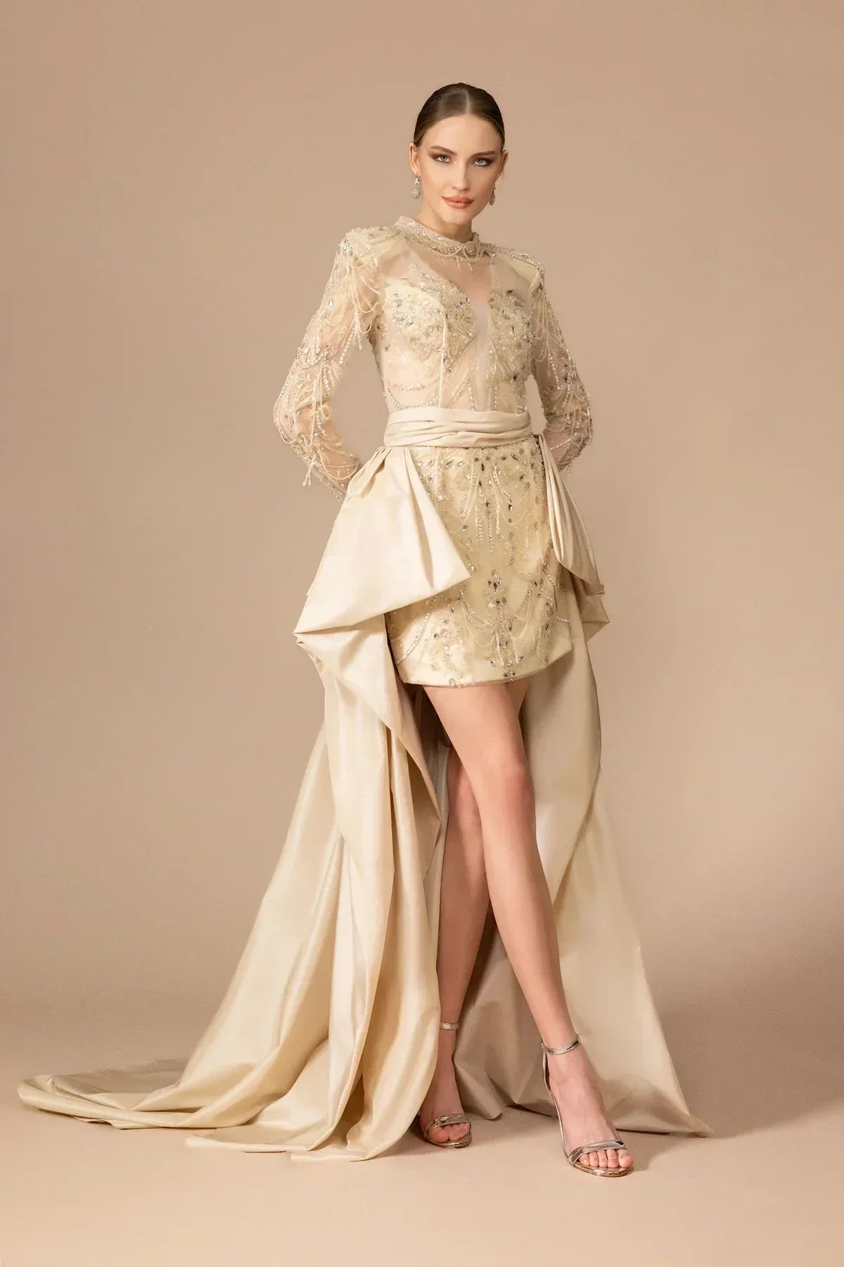 7037-İşlemeli Önü Kısa Arkası Uzun Elbise - Kenzel