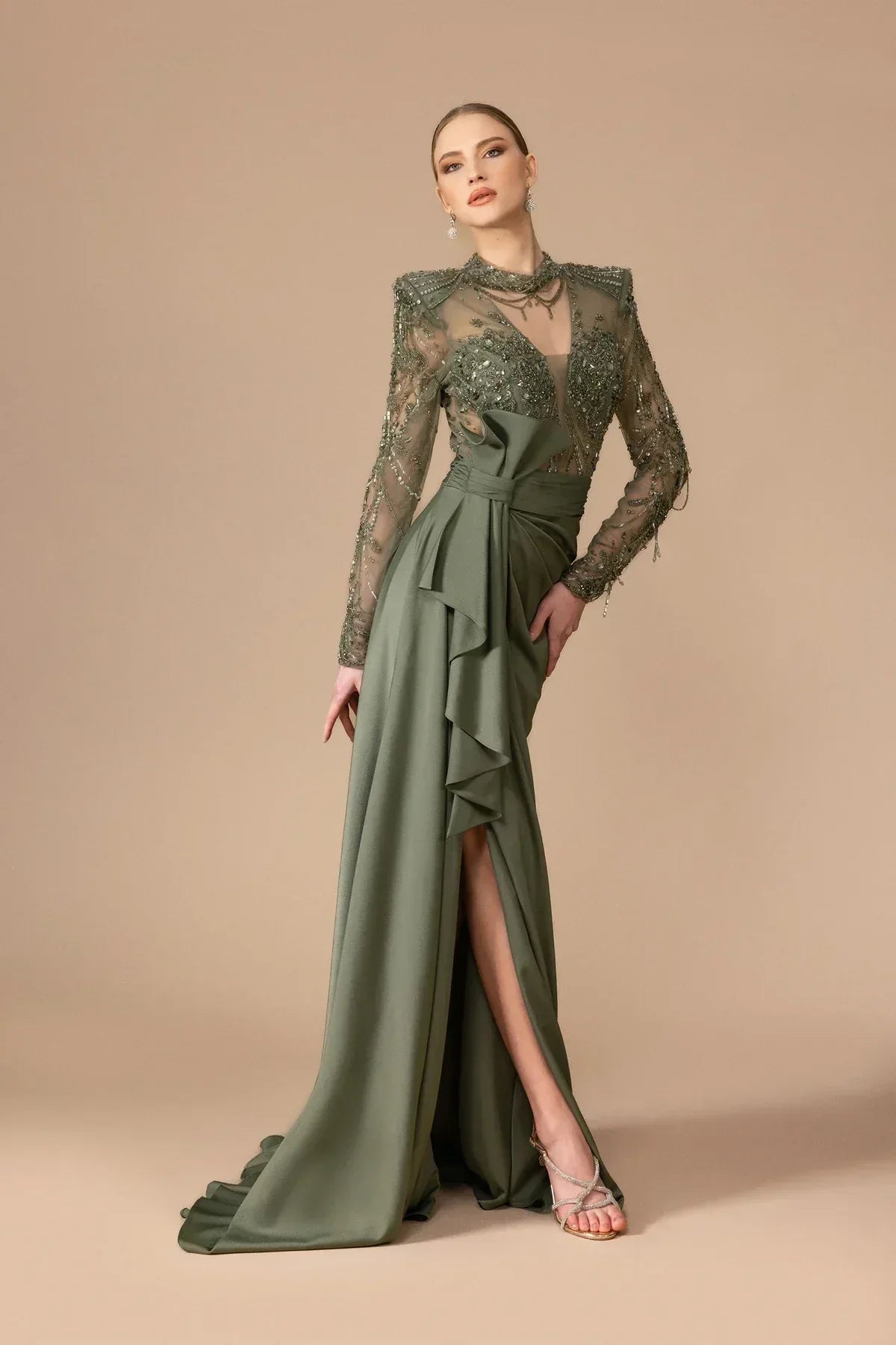 7039 - Uzun Kollu Yırtmaçlı Uzun Elbise - Kenzel