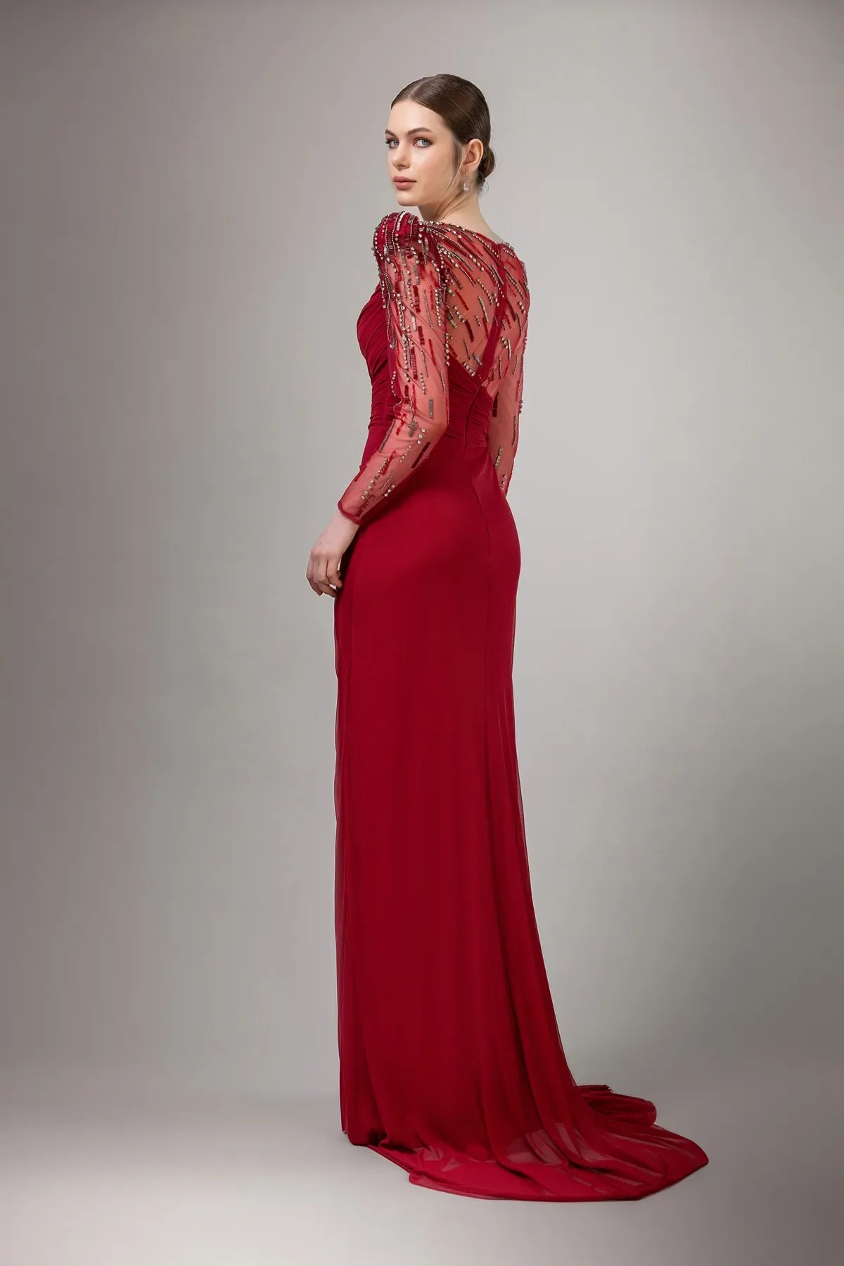 7048-İşlemeli Transparan Kol Yırtmaçlı Uzun Elbise - Kenzel