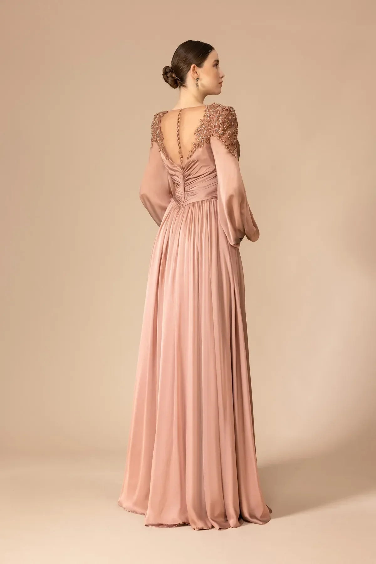 7060-Transparan Uzun Kol Uzun Abiye Elbise - Kenzel