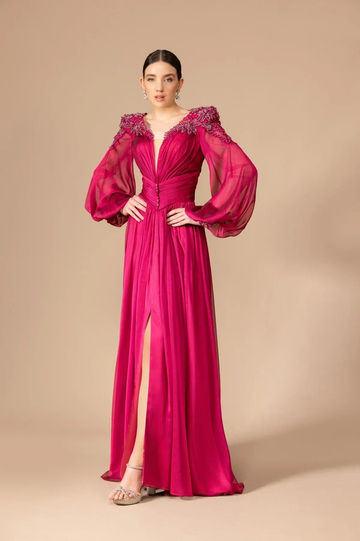 7060-Transparan Uzun Kol Uzun Abiye Elbise - Kenzel